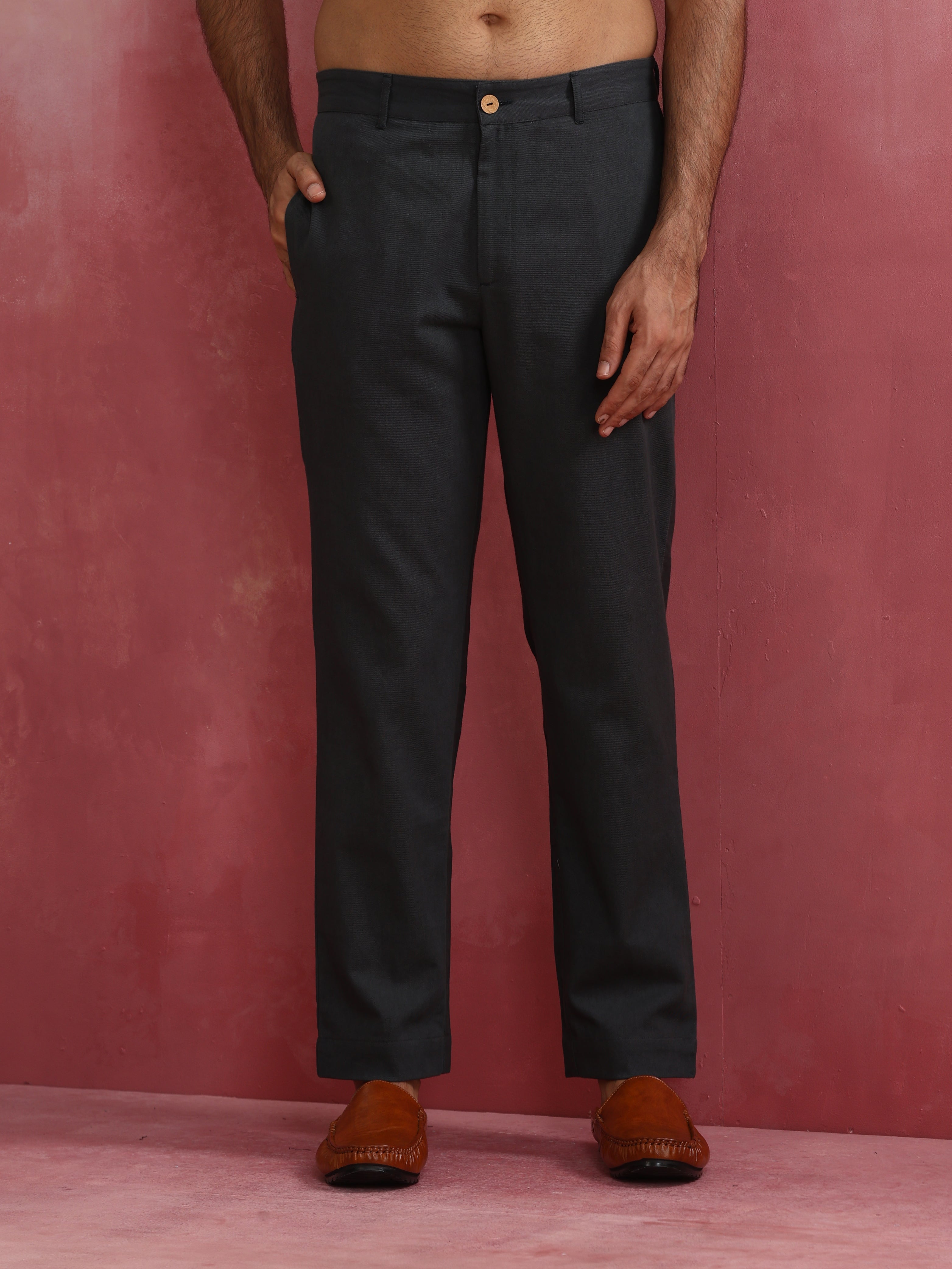 trueBrowns Men's Charcoal grey Cotton Twill Pants