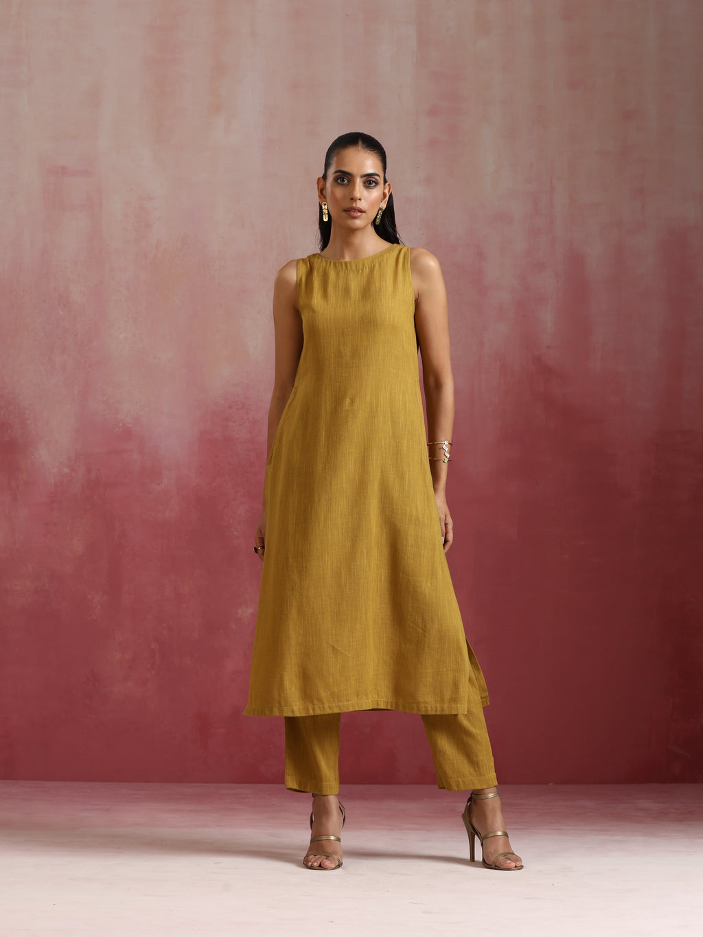 trueBrowns Mustard Cotton Kurta Set