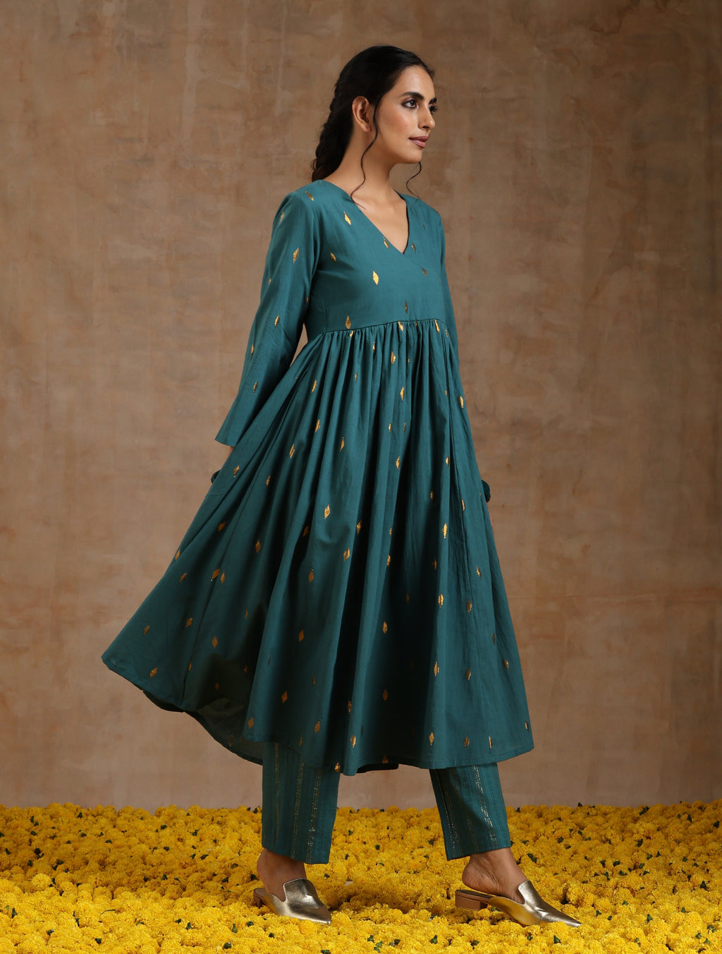 trueBrowns Deep Sea Gold Cotton Kalidar Kurta Set