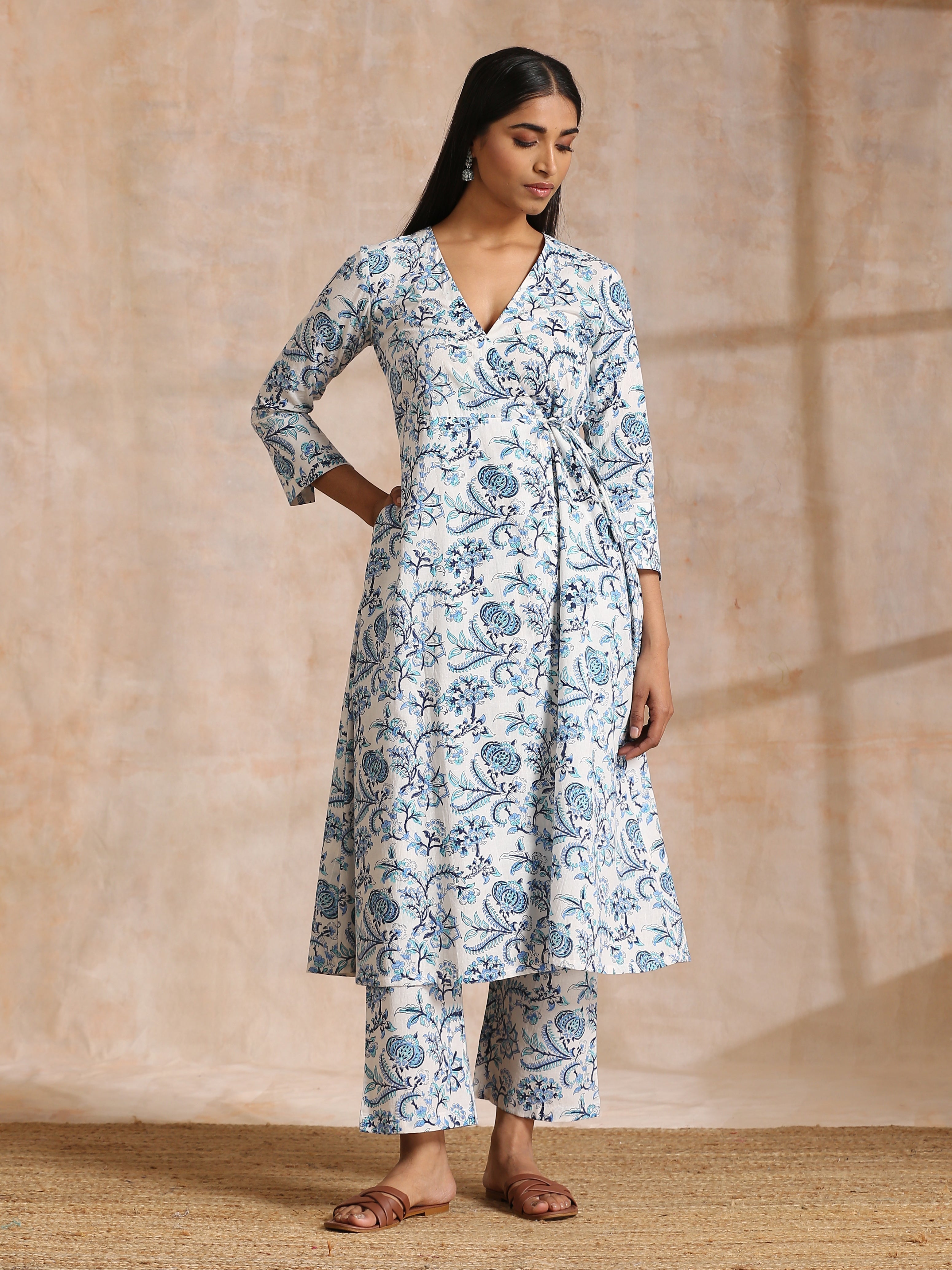 trueBrowns White With Overall Blue Print Cotton Angrakha Kurta Pant Set