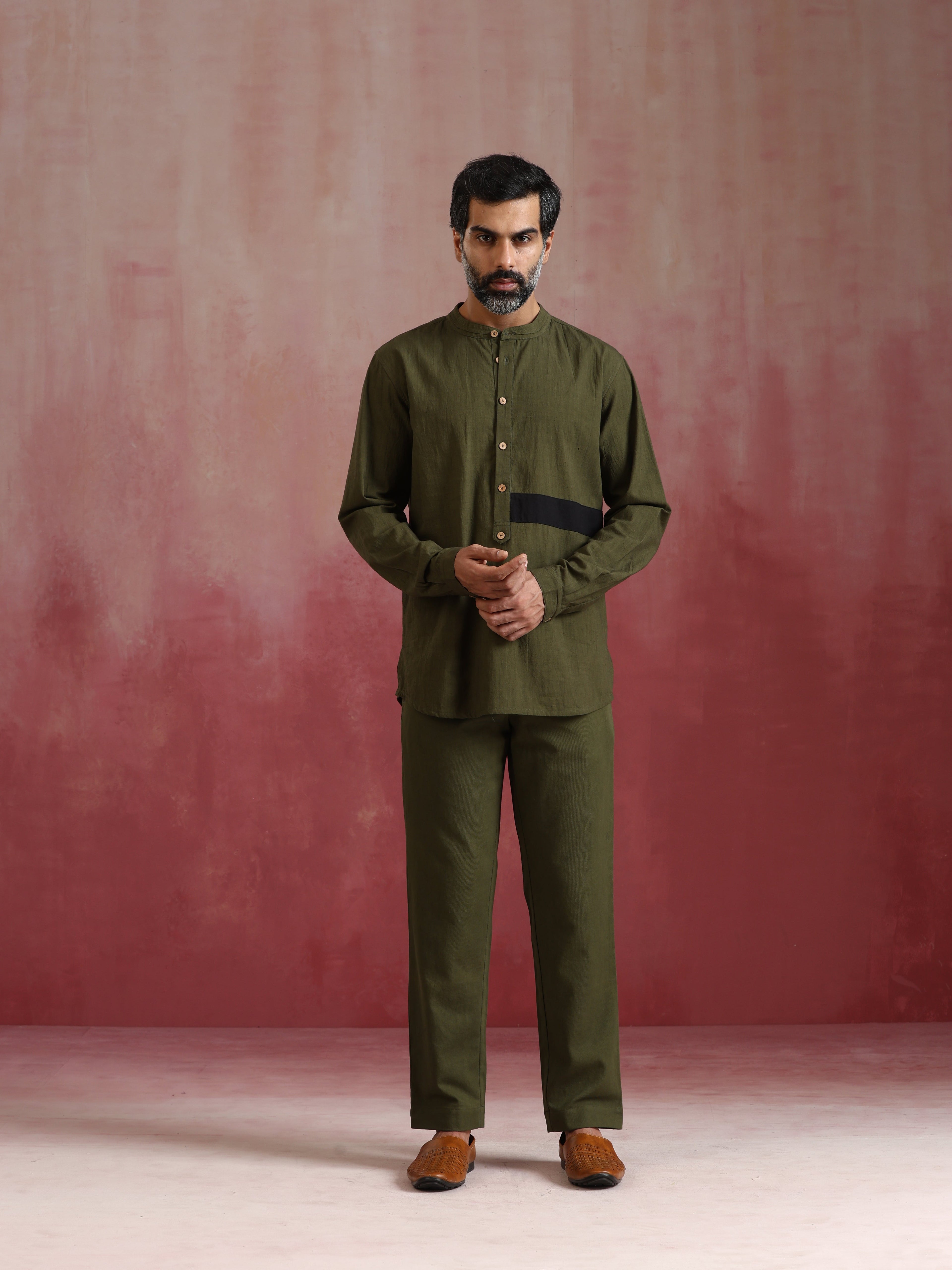 trueBrowns Men's Olive green Cotton Mandarin Collar Kurta Co-ord set