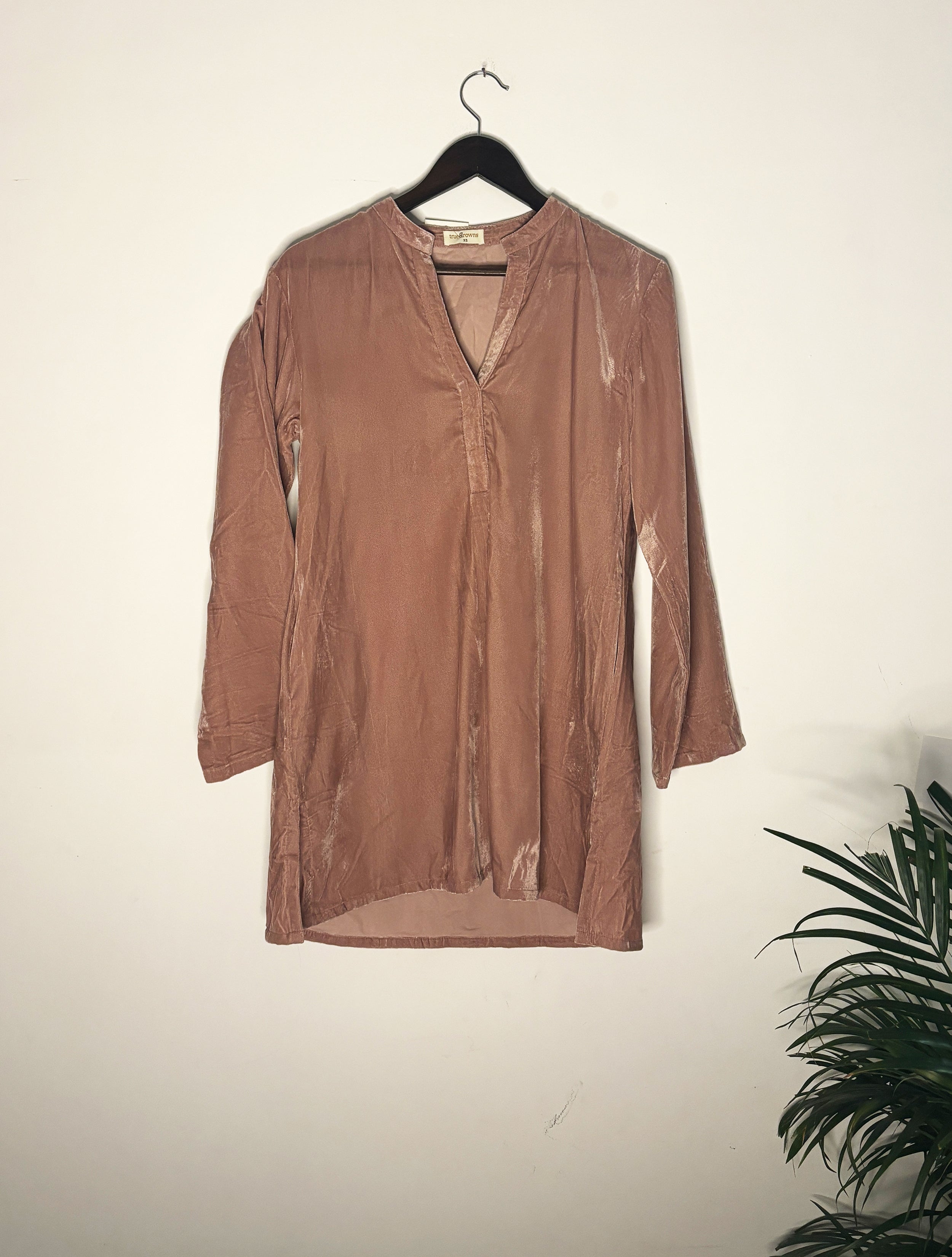 trueBrowns Light Pink Velvet Co-ord Set