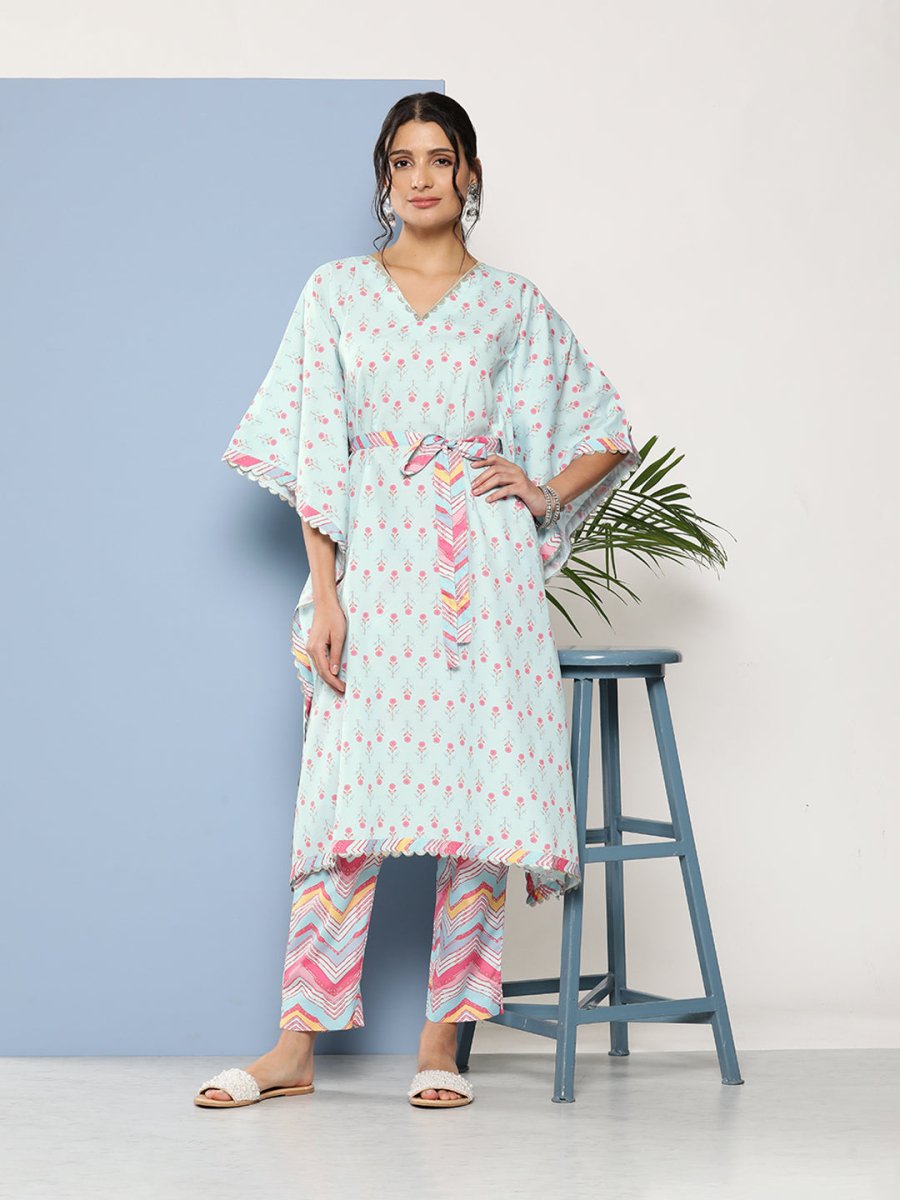 Ahalyaa Women Sea Green Floral Printed Gotta Patti Kurta with Trousers