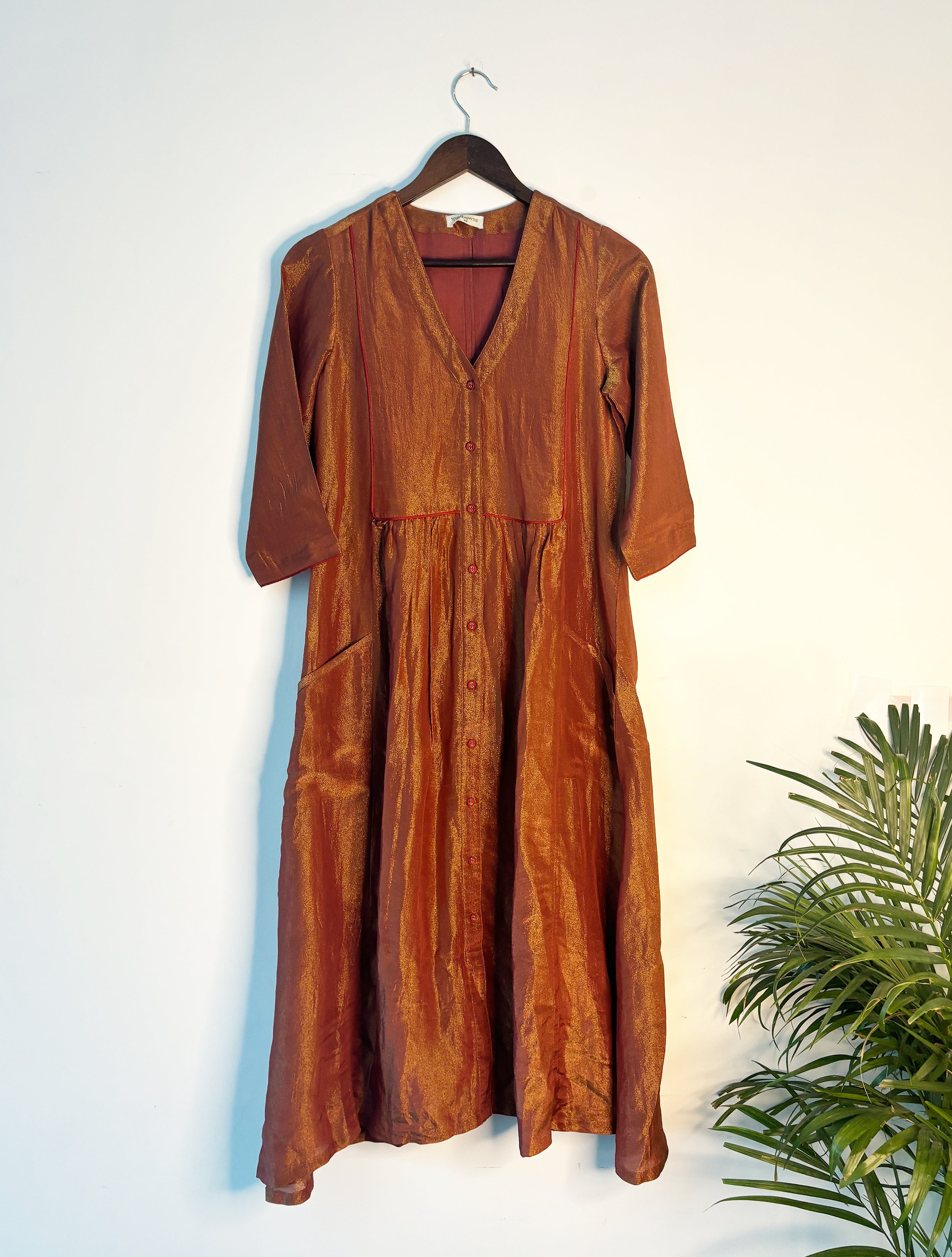 trueBrowns Bronze Tissue Kurta