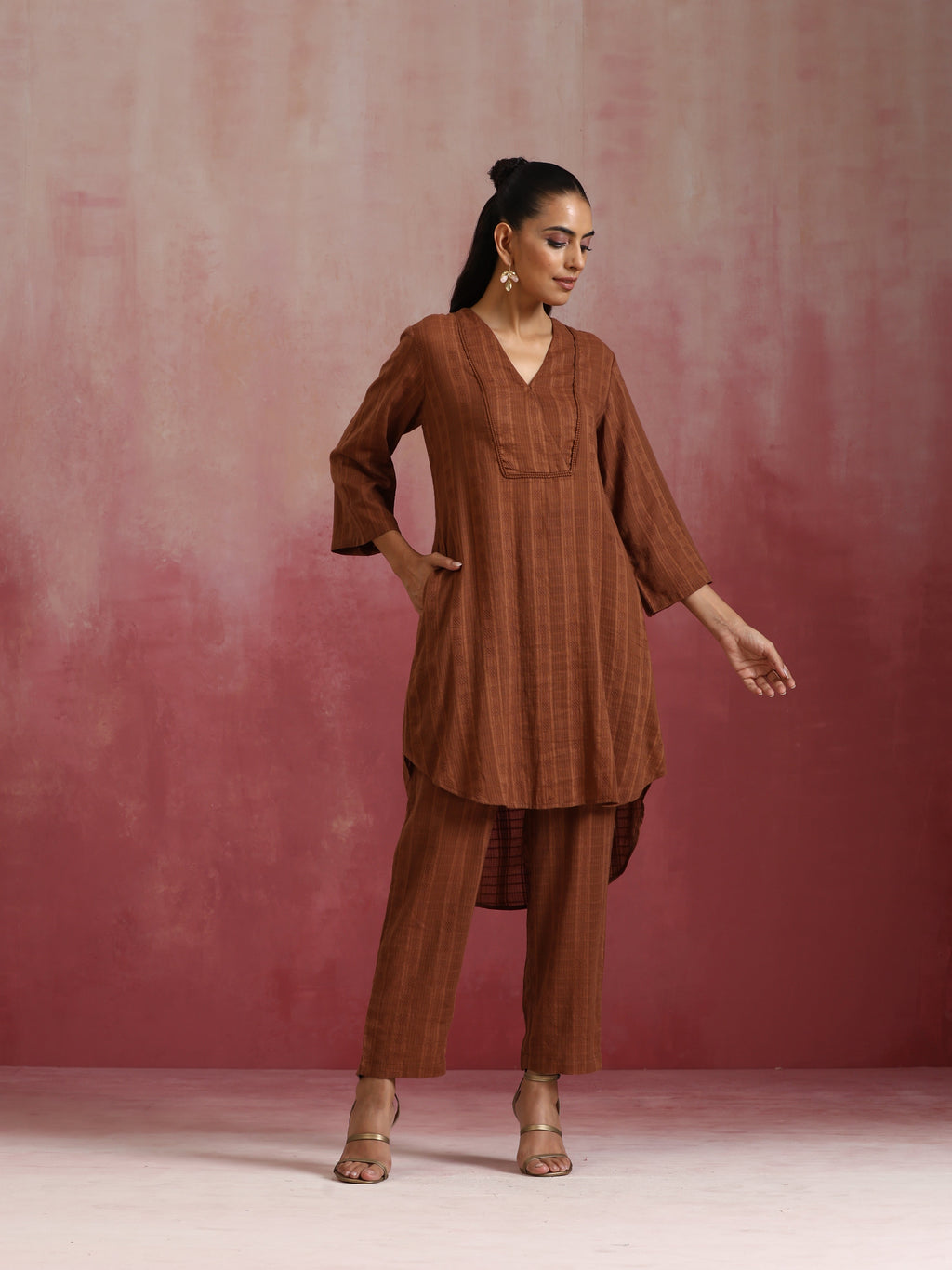 trueBrowns Brown Cotton Dobby Kurta Co-ord set