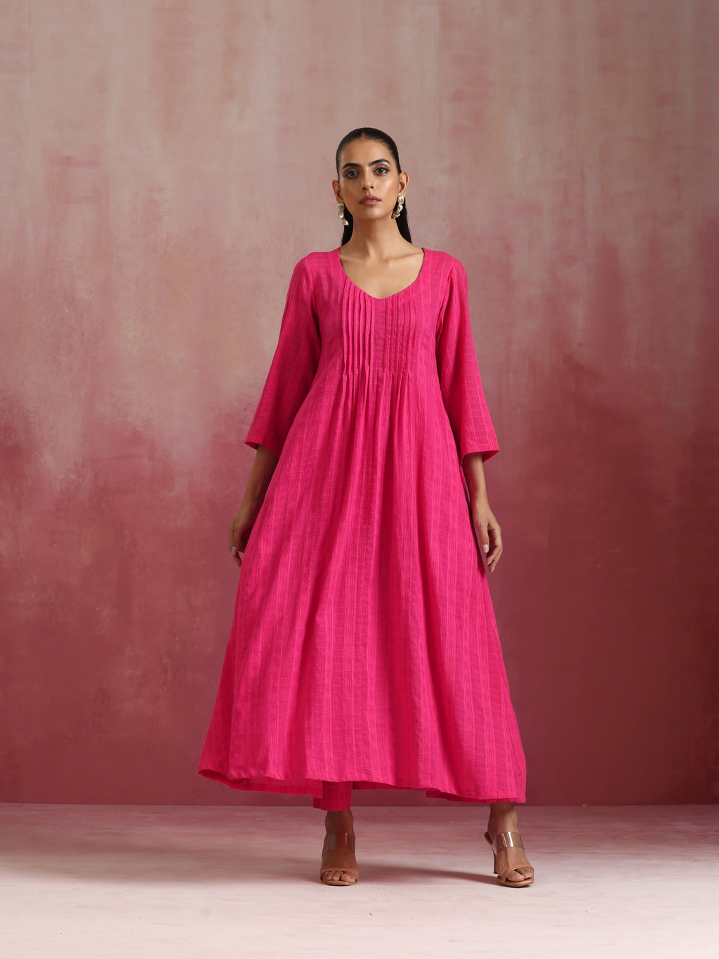 trueBrowns Pink Cotton Dobby Kurta Set