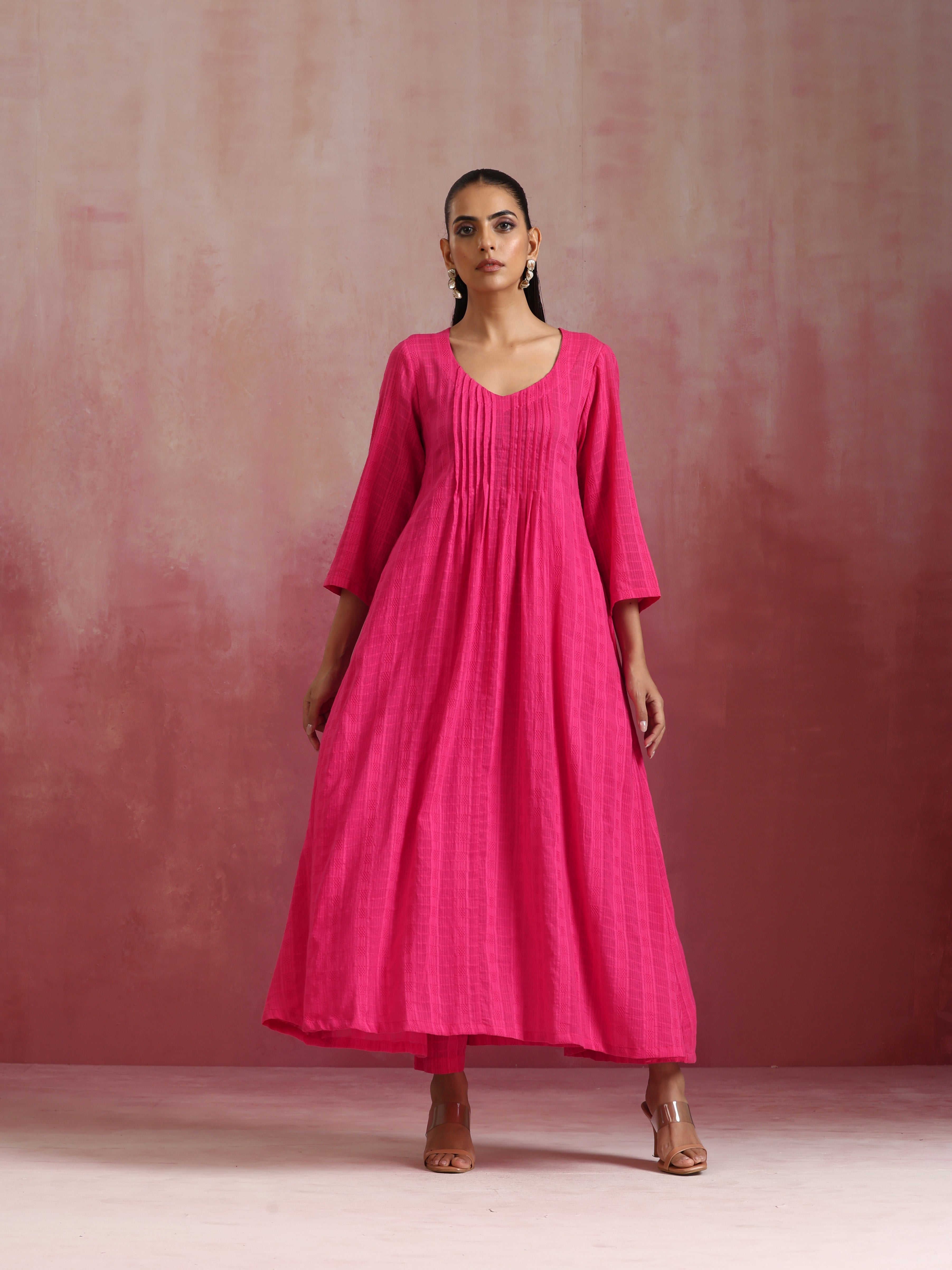 trueBrowns Pink Cotton Dobby Kurta Set