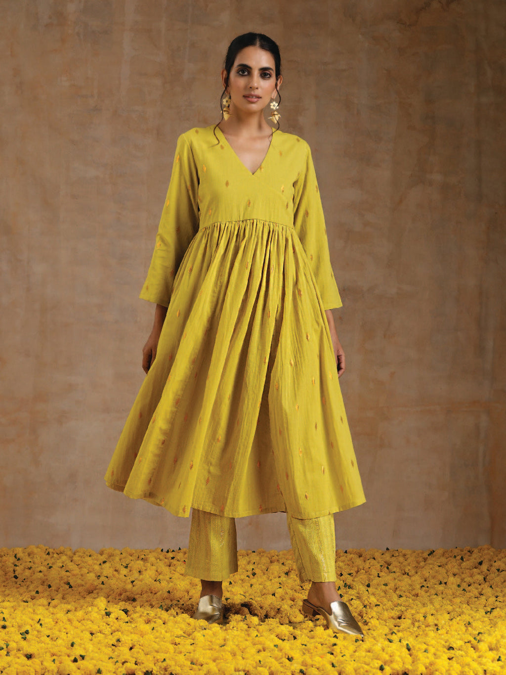 trueBrowns Lime Gold Cotton Kalidar Kurta Set