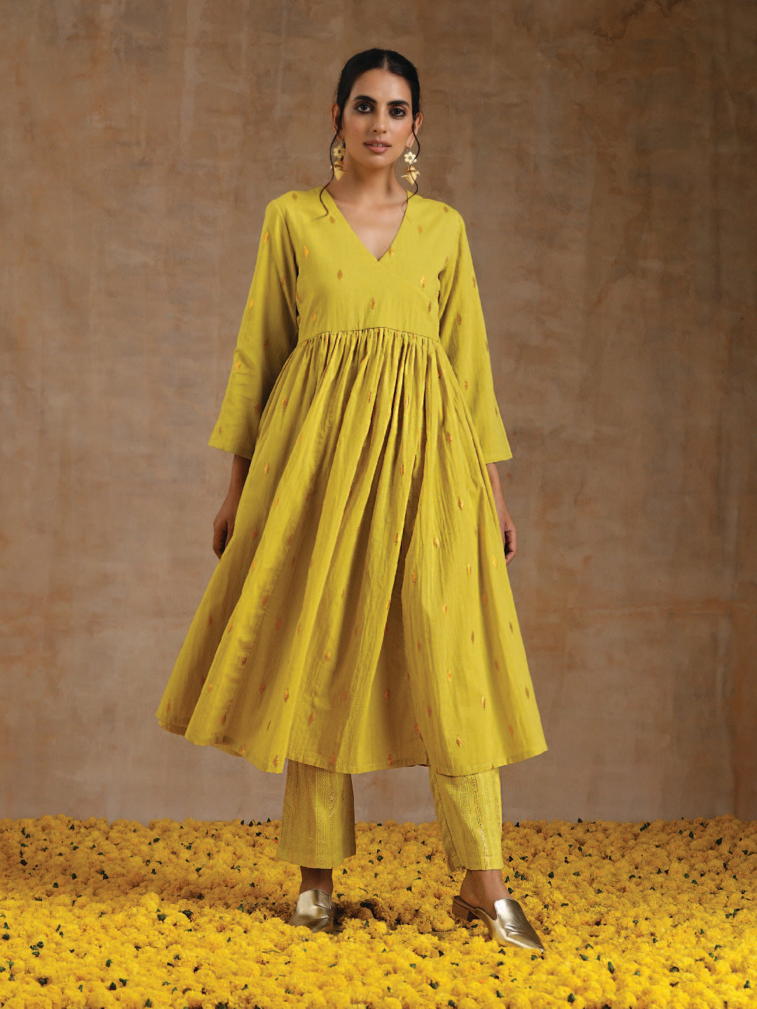 trueBrowns Lime Gold Cotton Kalidar Kurta Set