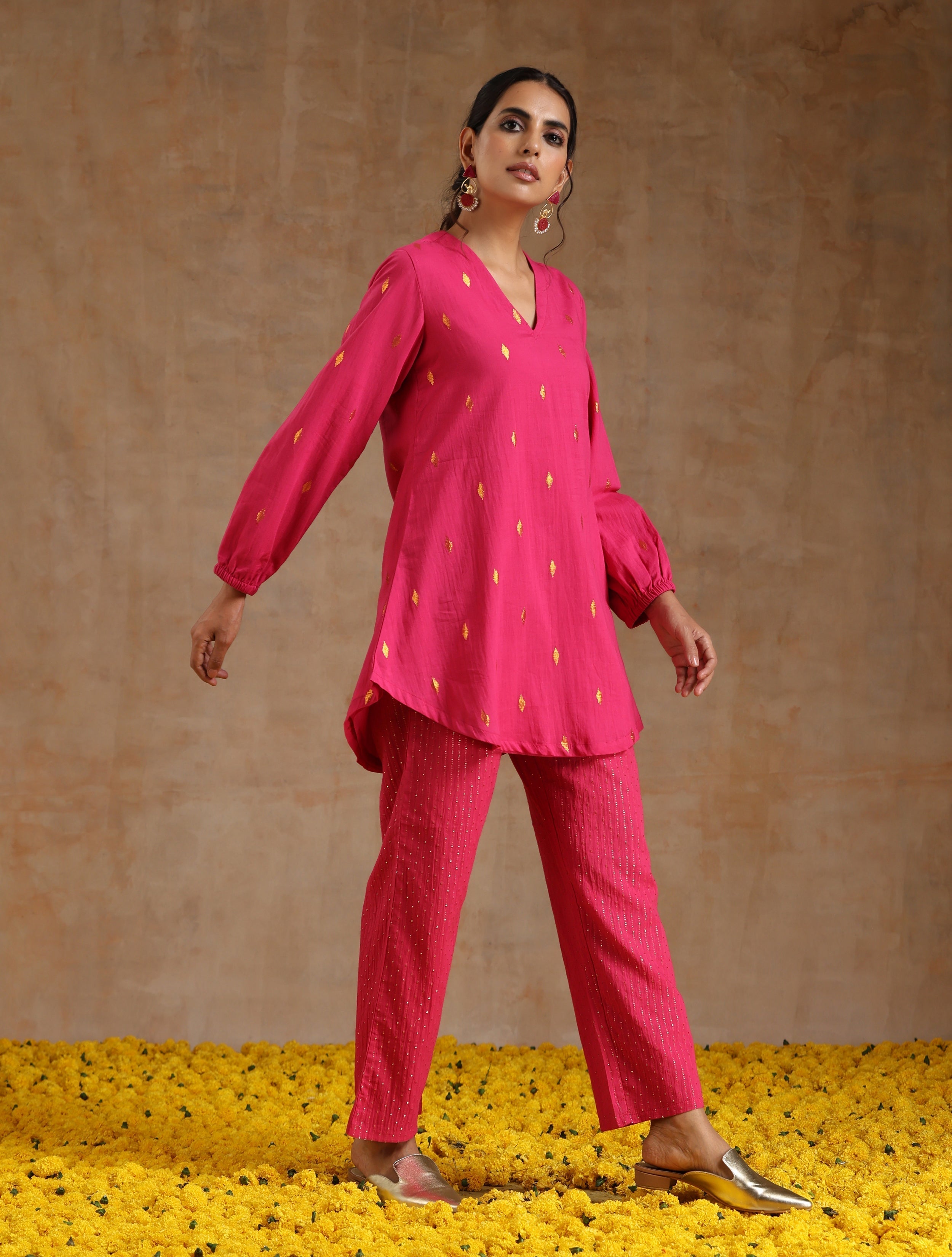 trueBrowns Pink Gold Cotton Short Co-Ord Set