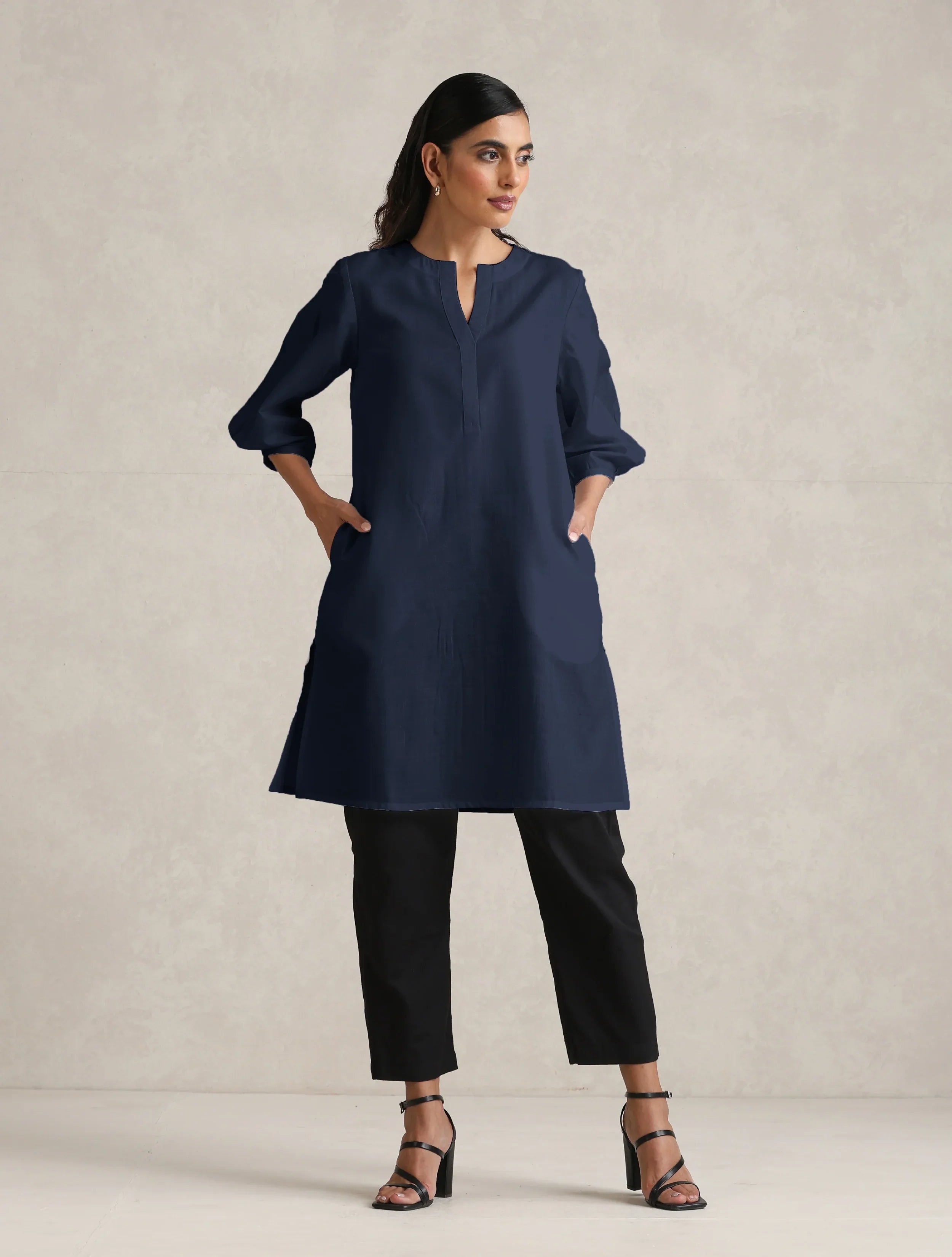 trueBrowns Blue Cotton Blend Short Kurta