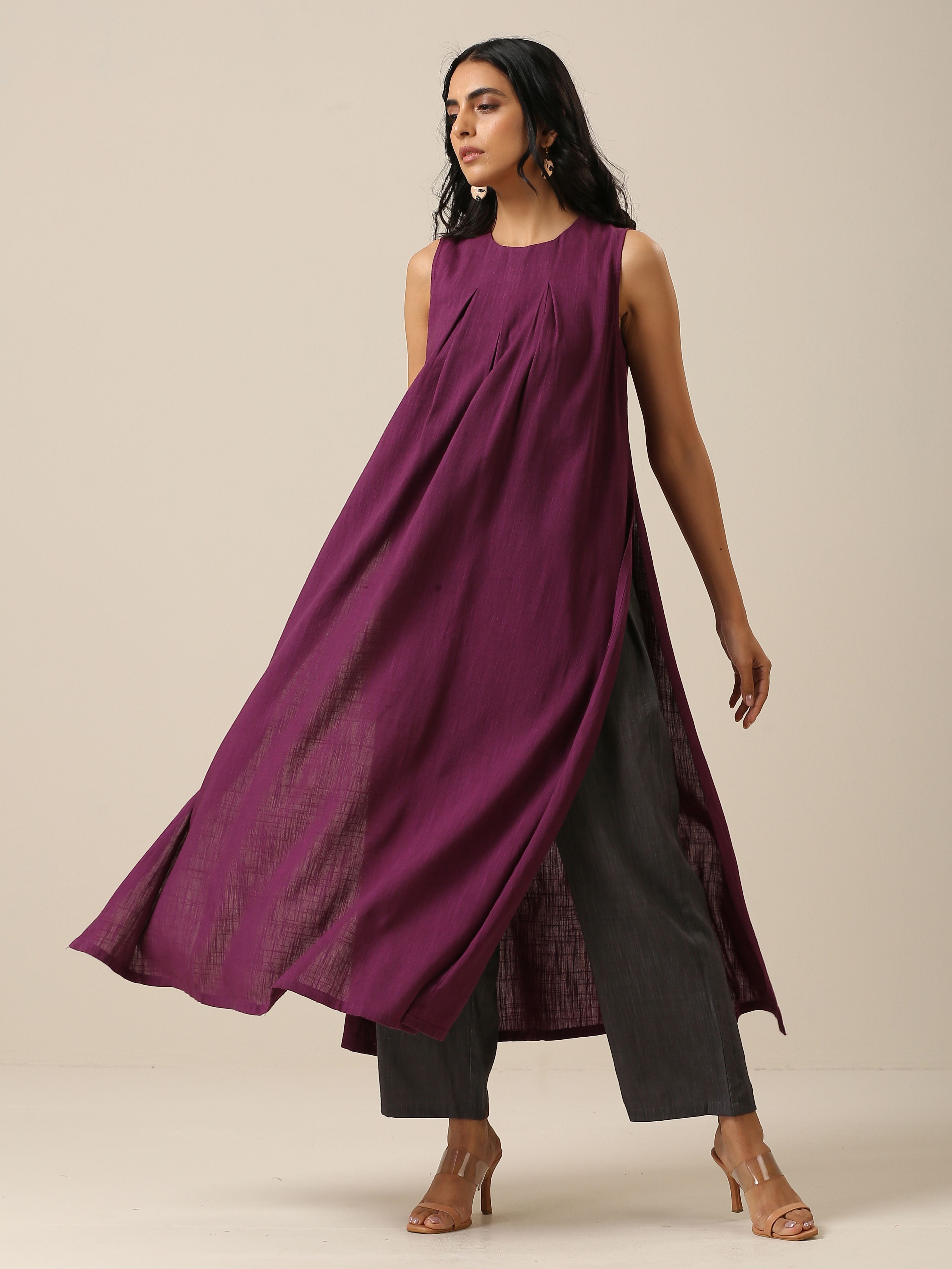 trueBrowns Plum Purple Slub Texture Sleeveless Kurta Pant Set