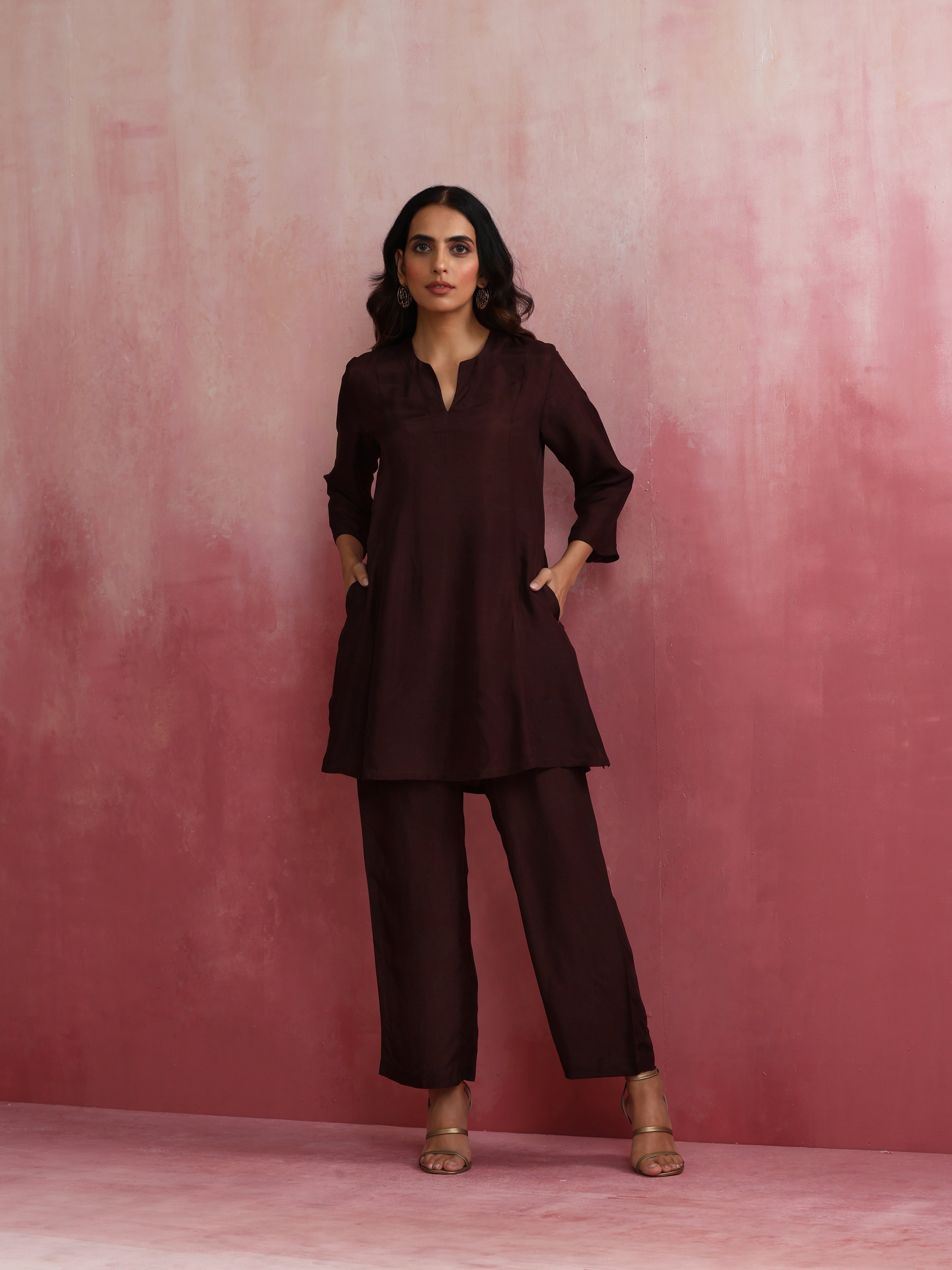 trueBrowns Cola Viscose Silk Kurta Co-ord Set