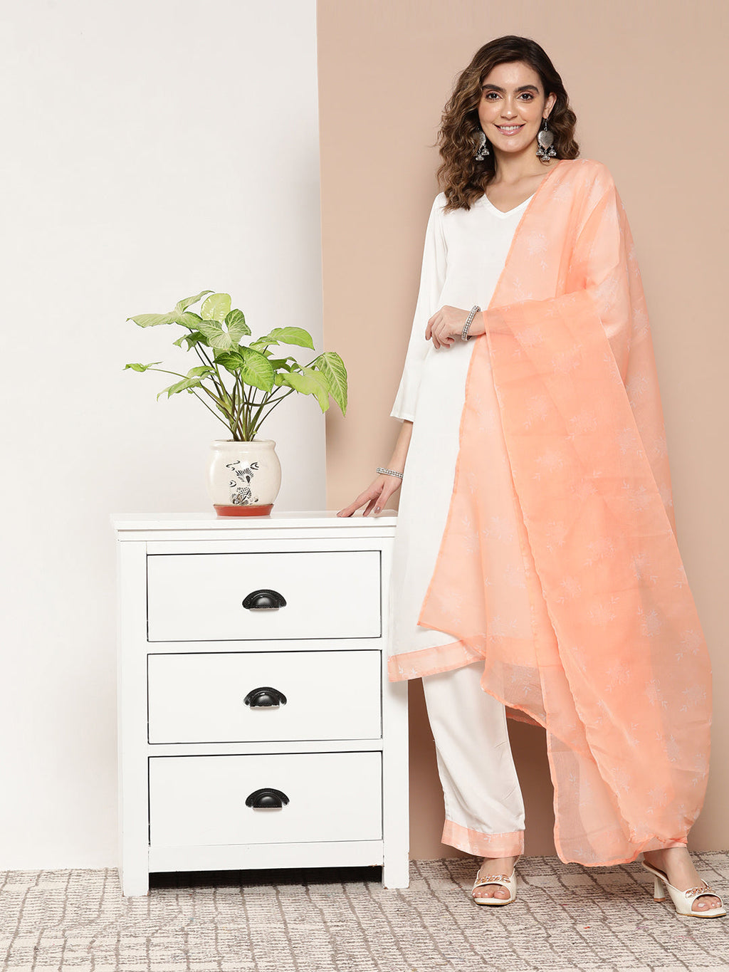 InWeave Women's Cream Straight Kurta Set W Peach White Print Organza Dupatta