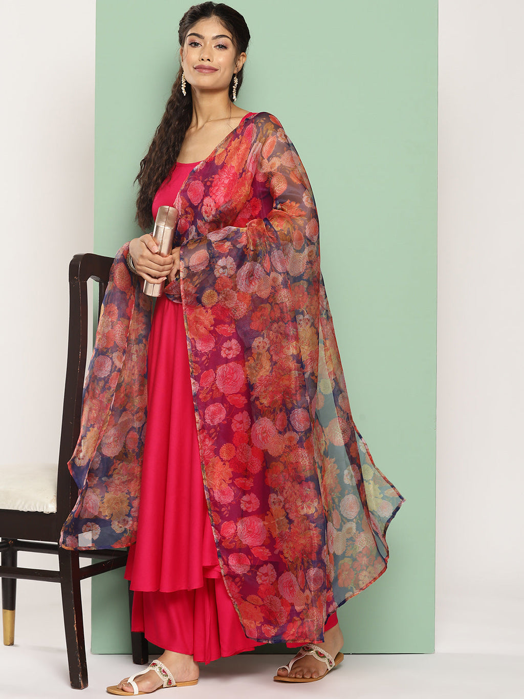 InWeave Women's Fuchsia Sleeveless Kurta Set W Navy Floral Or Dupatta