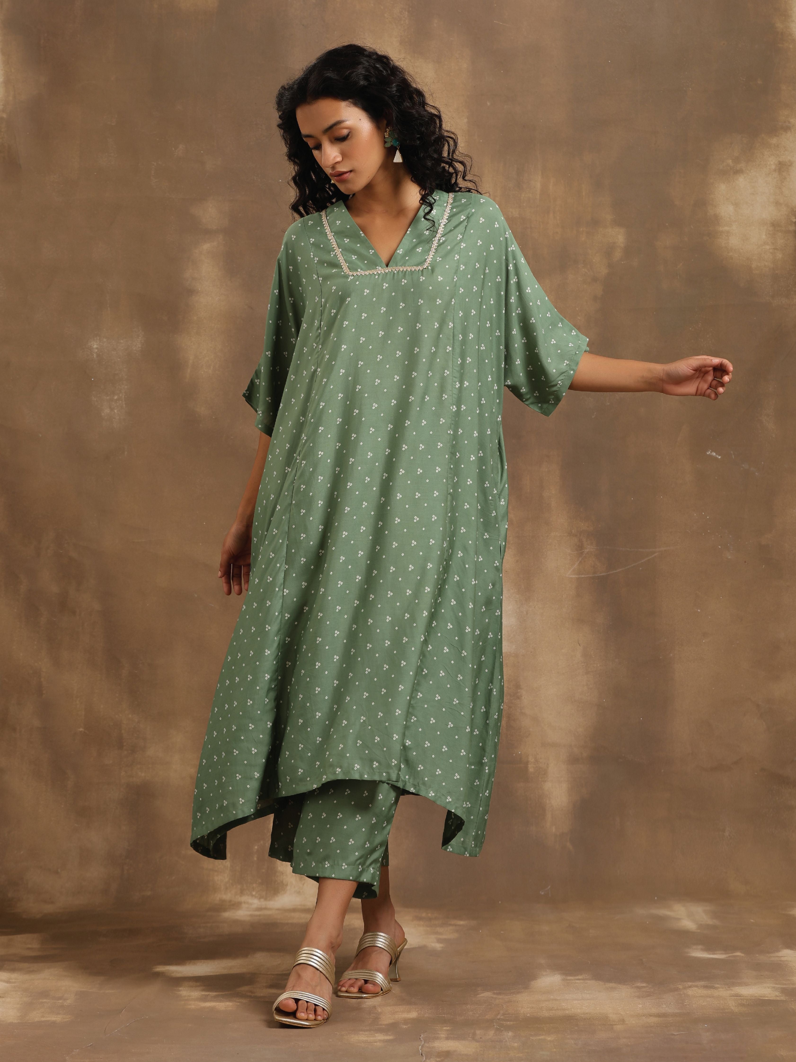 trueBrowns Light Green Bandhani Printed Silk Oversized Kurta Pant Set