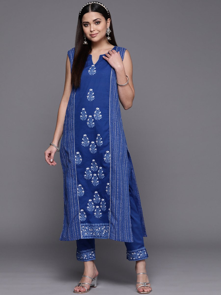Ahalyaa Women Blue Floral Printed Pure Cotton Kurta with Trousers