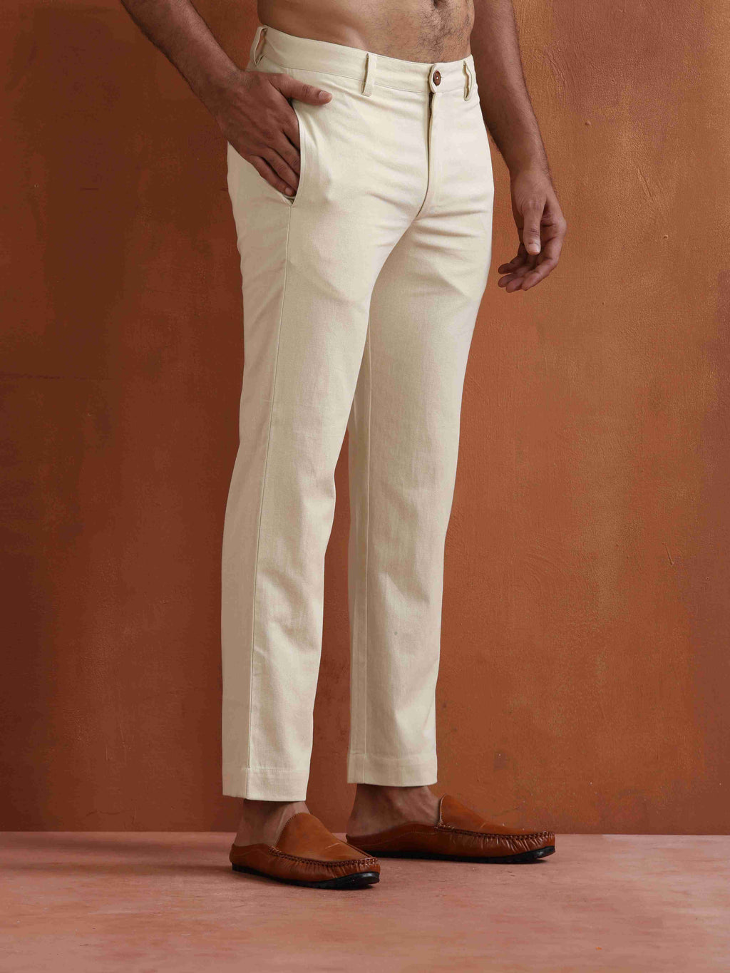 trueBrowns Men's Off White Cotton Twill Pants