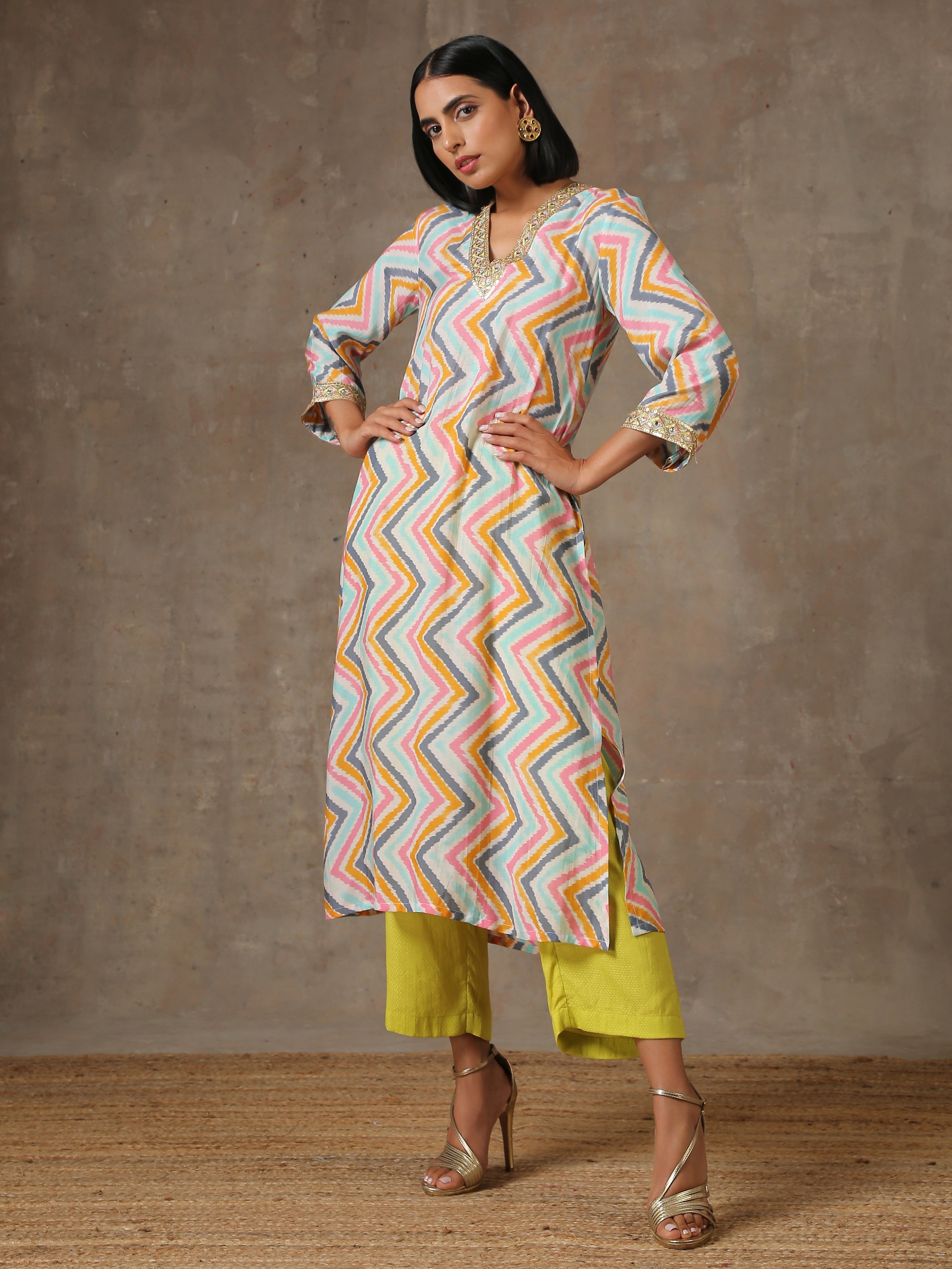 trueBrowns Multicolour Lehariya Printed Silk Kurta Pant Set