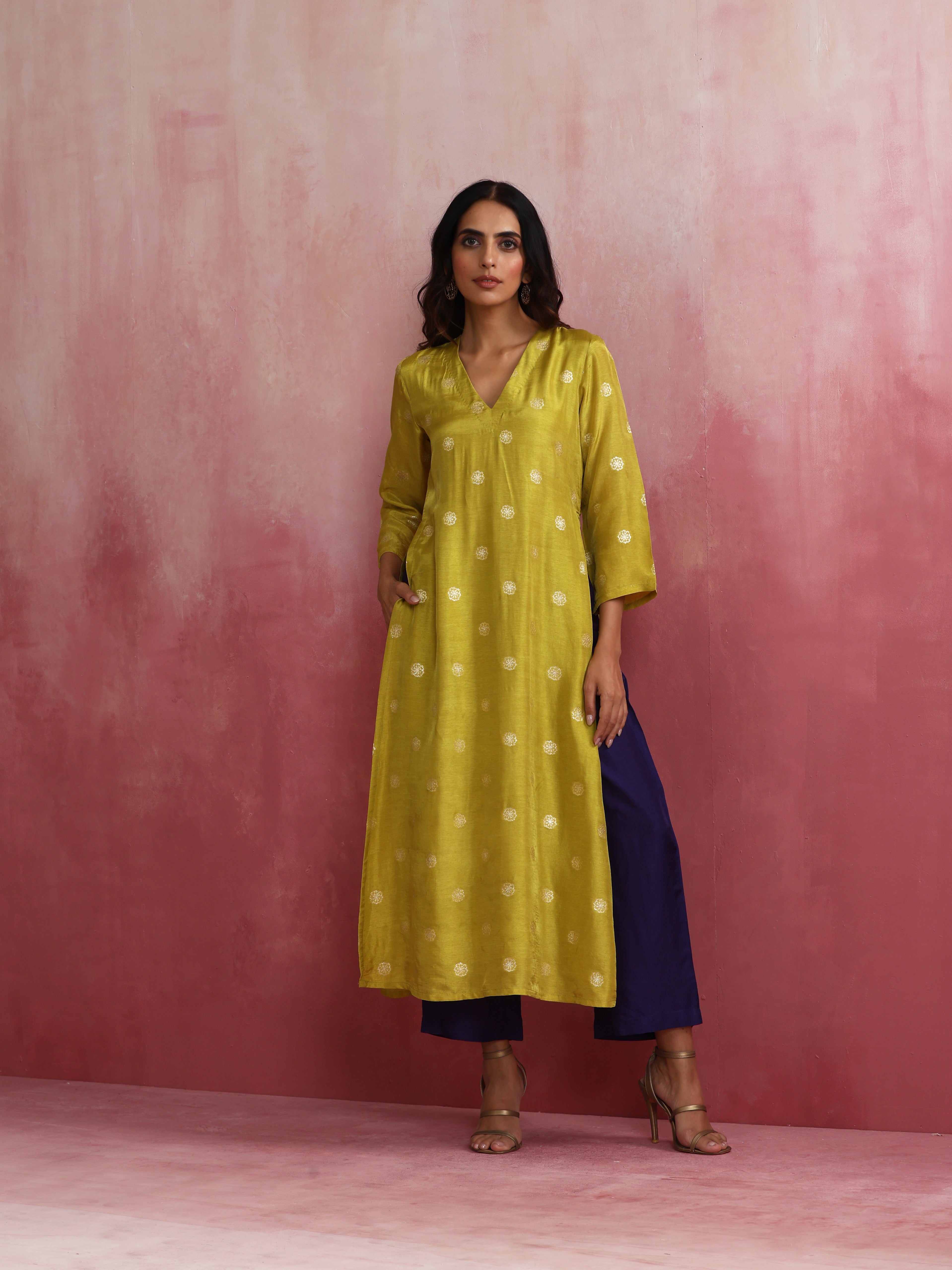 trueBrowns Lime Viscose Silk Kurta Set