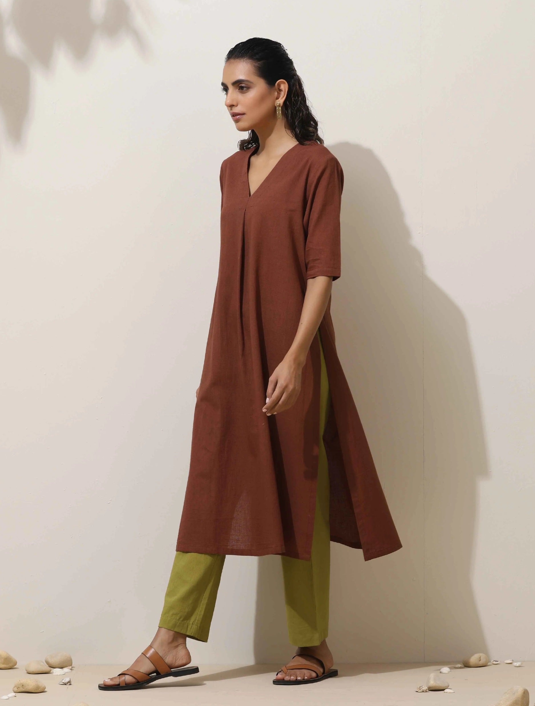 trueBrowns Brown Cotton Linen Kurta Pant Set