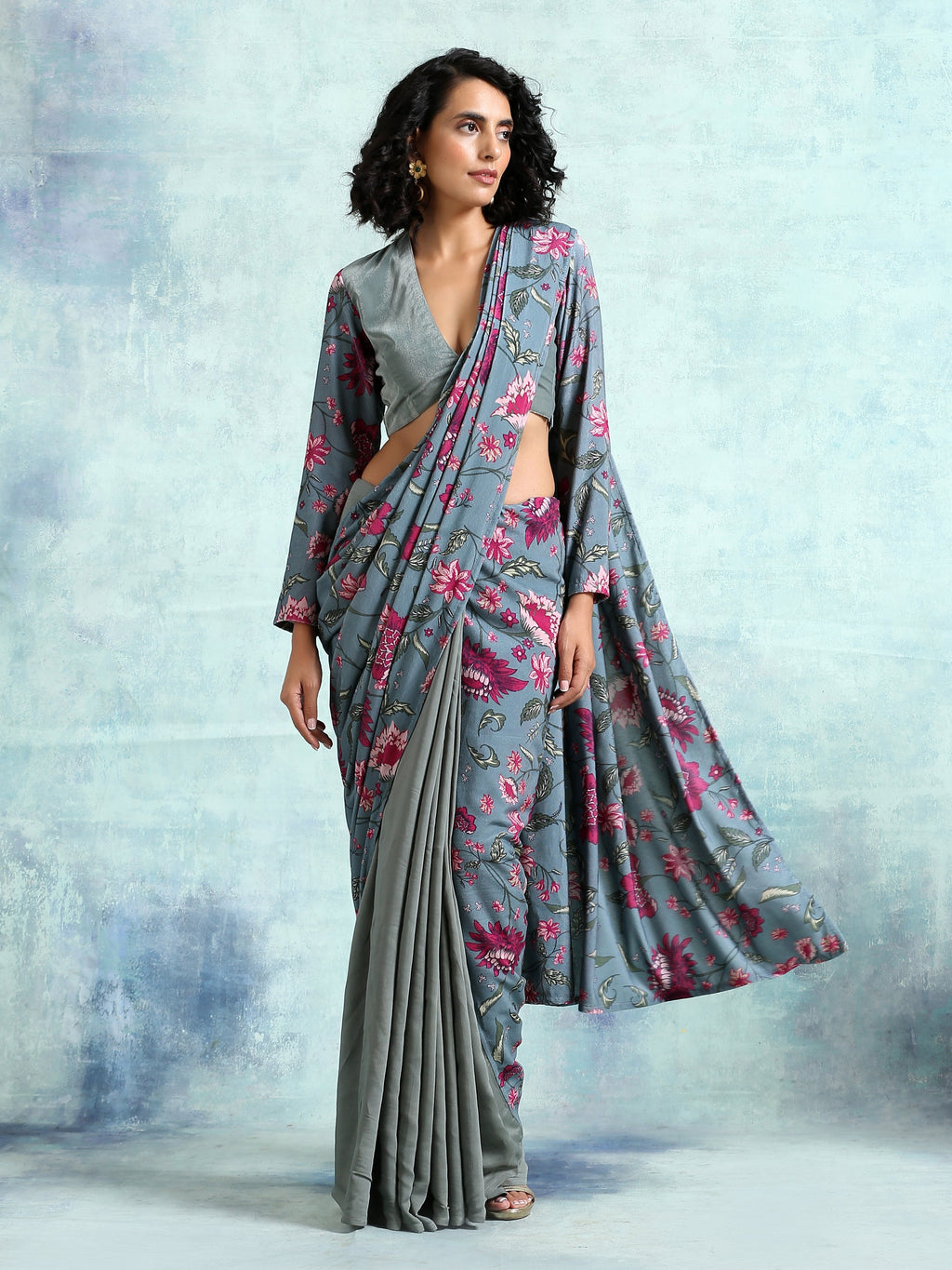 trueBrowns Grey Printed Velvet Ready to Wear Saree
