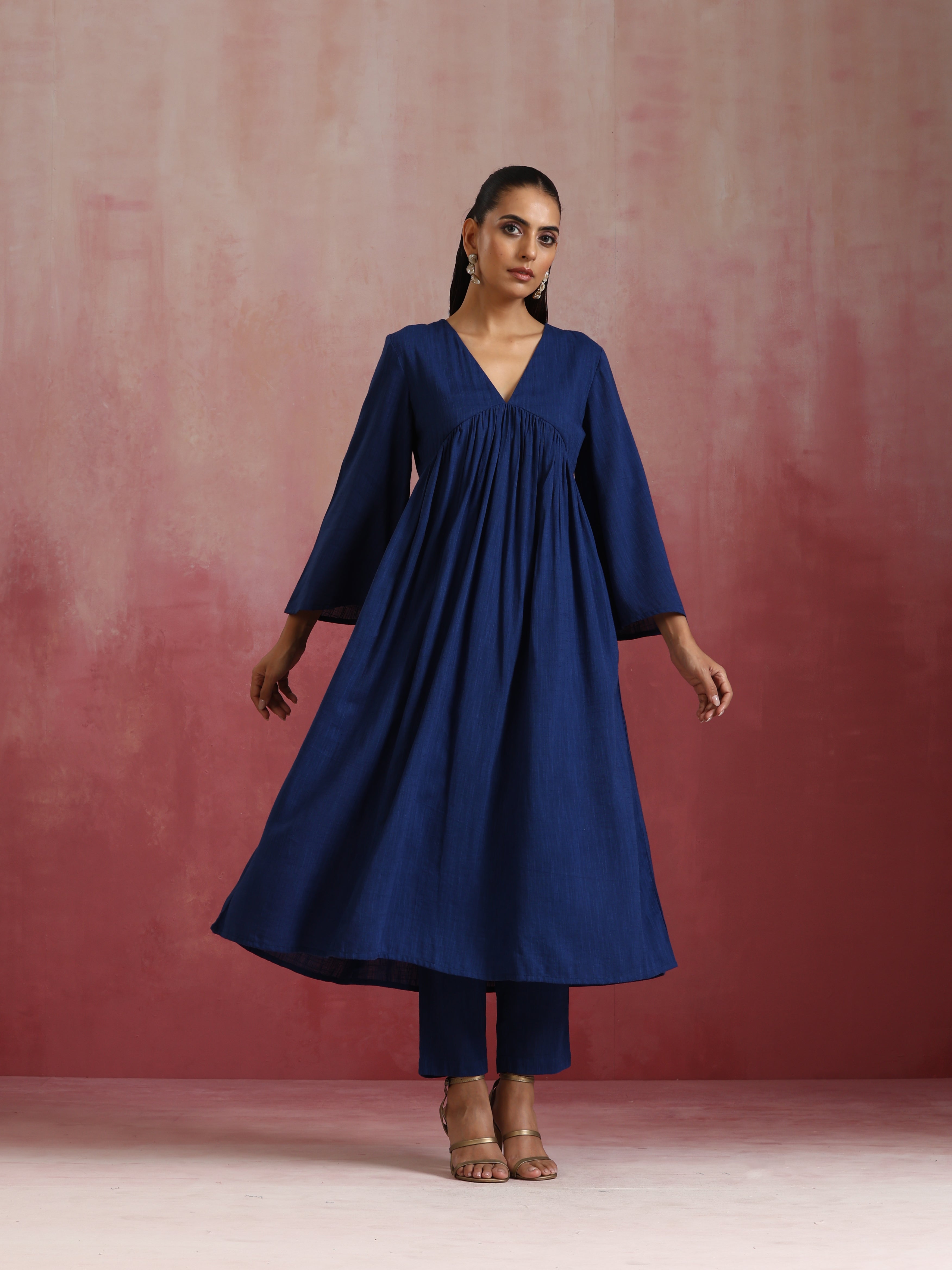 trueBrowns Blue Cotton Dobby Kurta Set