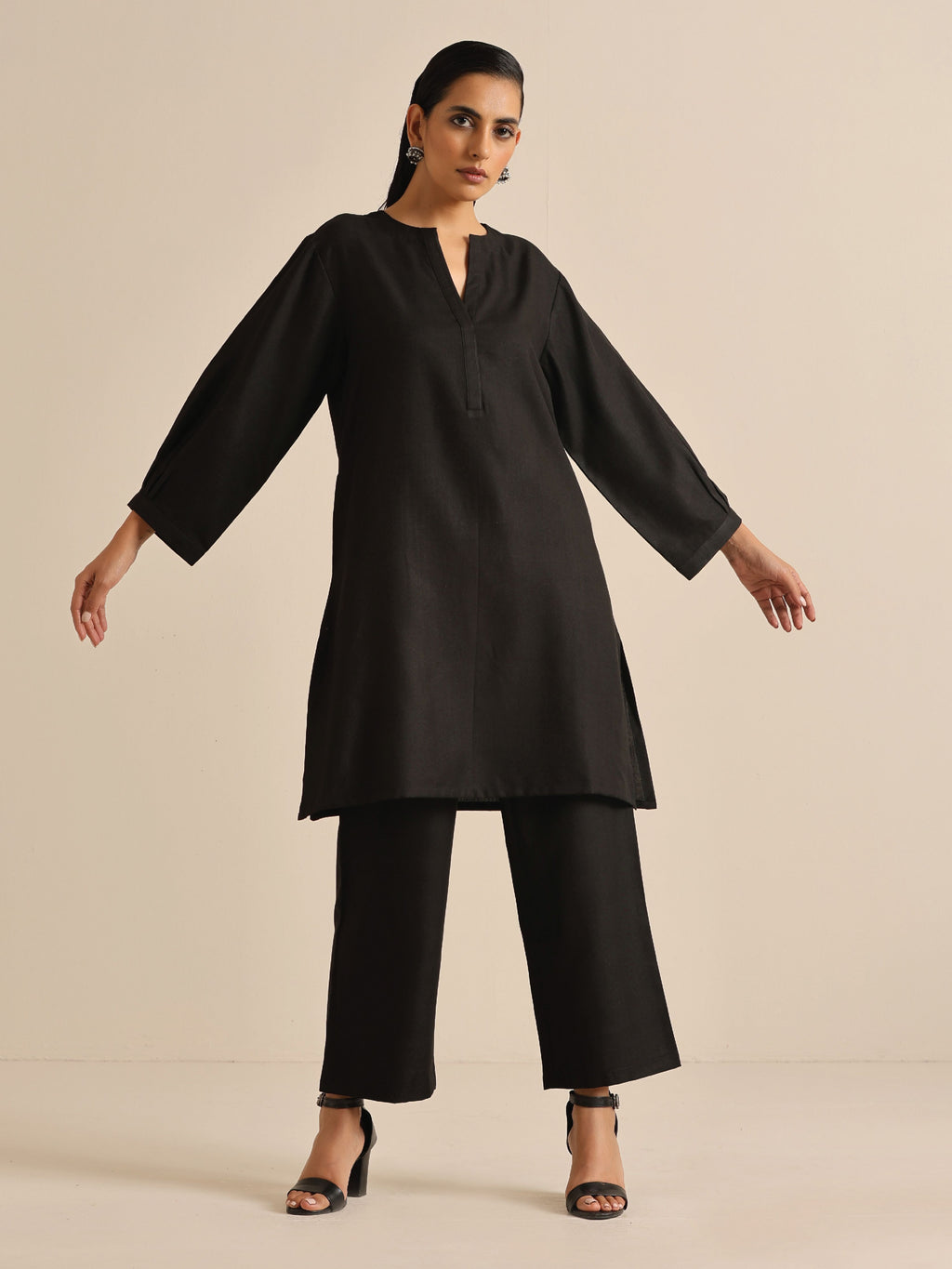 trueBrowns Black Slub Relaxed Placket Co-Ord Set