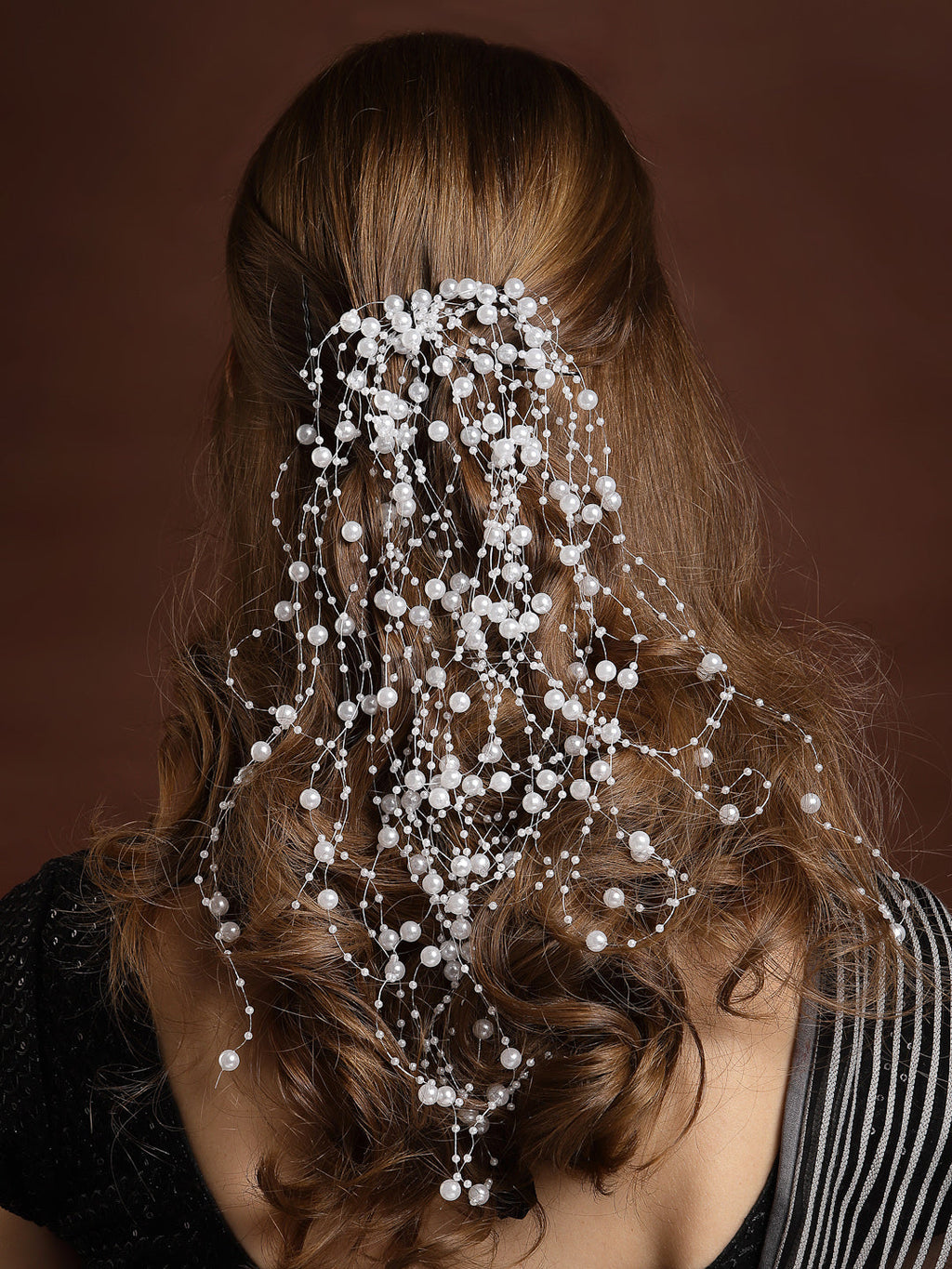 Panash Women White Pearls Embellished Tiara