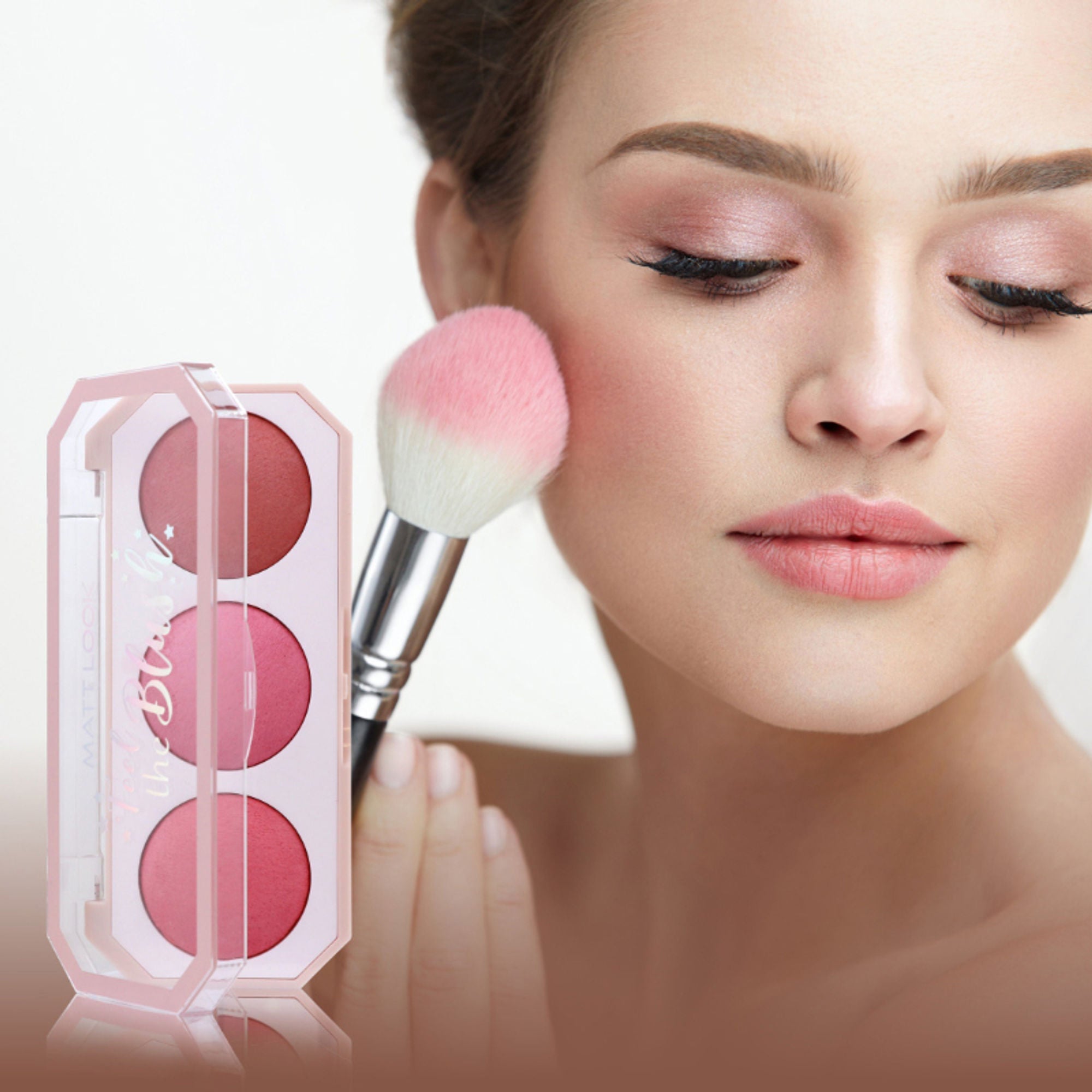 Matt Look Feel The Blush Baked Blush Trio Palette - 03 Fascinated