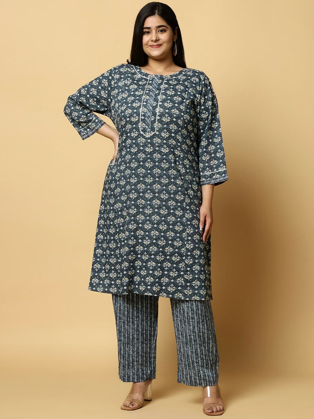 Sztori Plus Size Floral Printed Pure Cotton Straight Kurta With Trouser