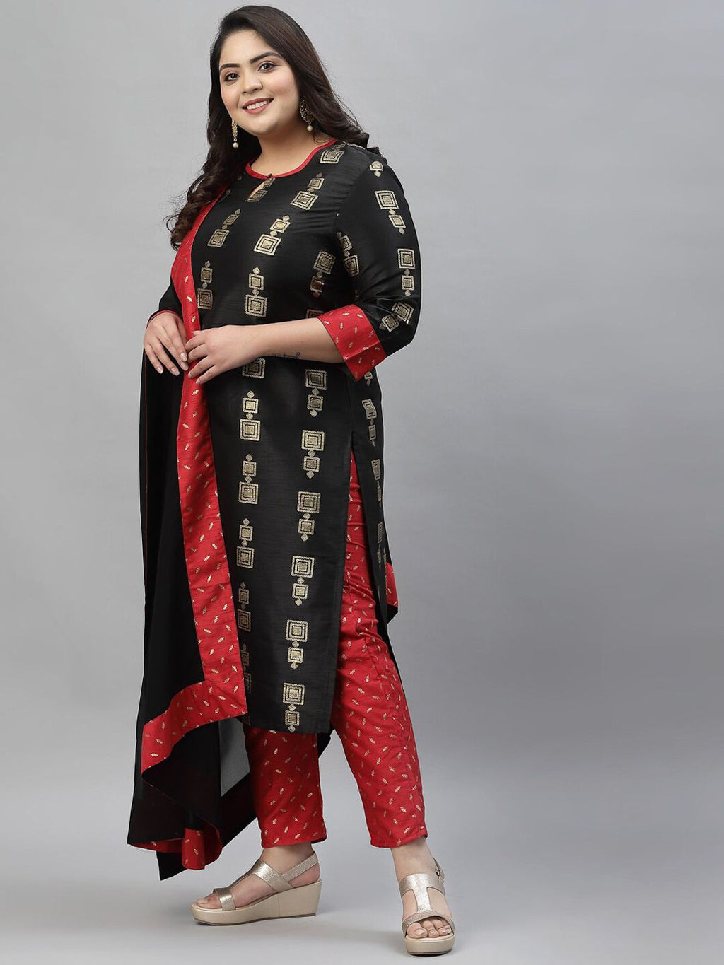 Sztori Plus Size Floral Printed Regular Kurta with Trousers & With Dupatta