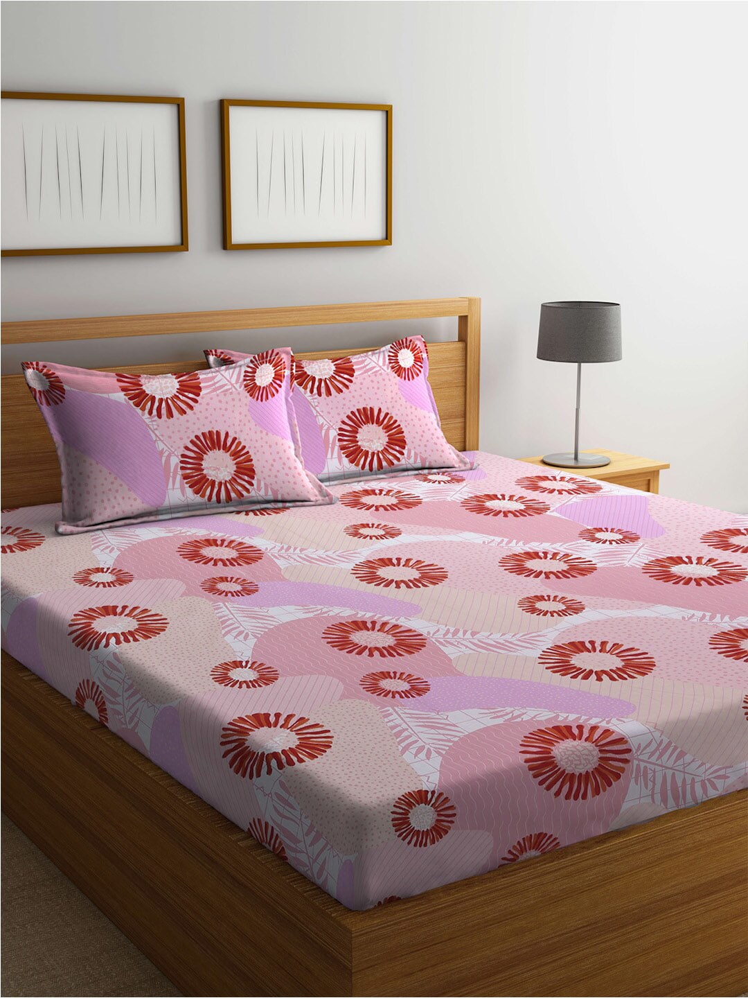BOMBAY DYEING Serenita Pink Printed Cotton 144 TC King Bedsheet with 2 Pillow Covers