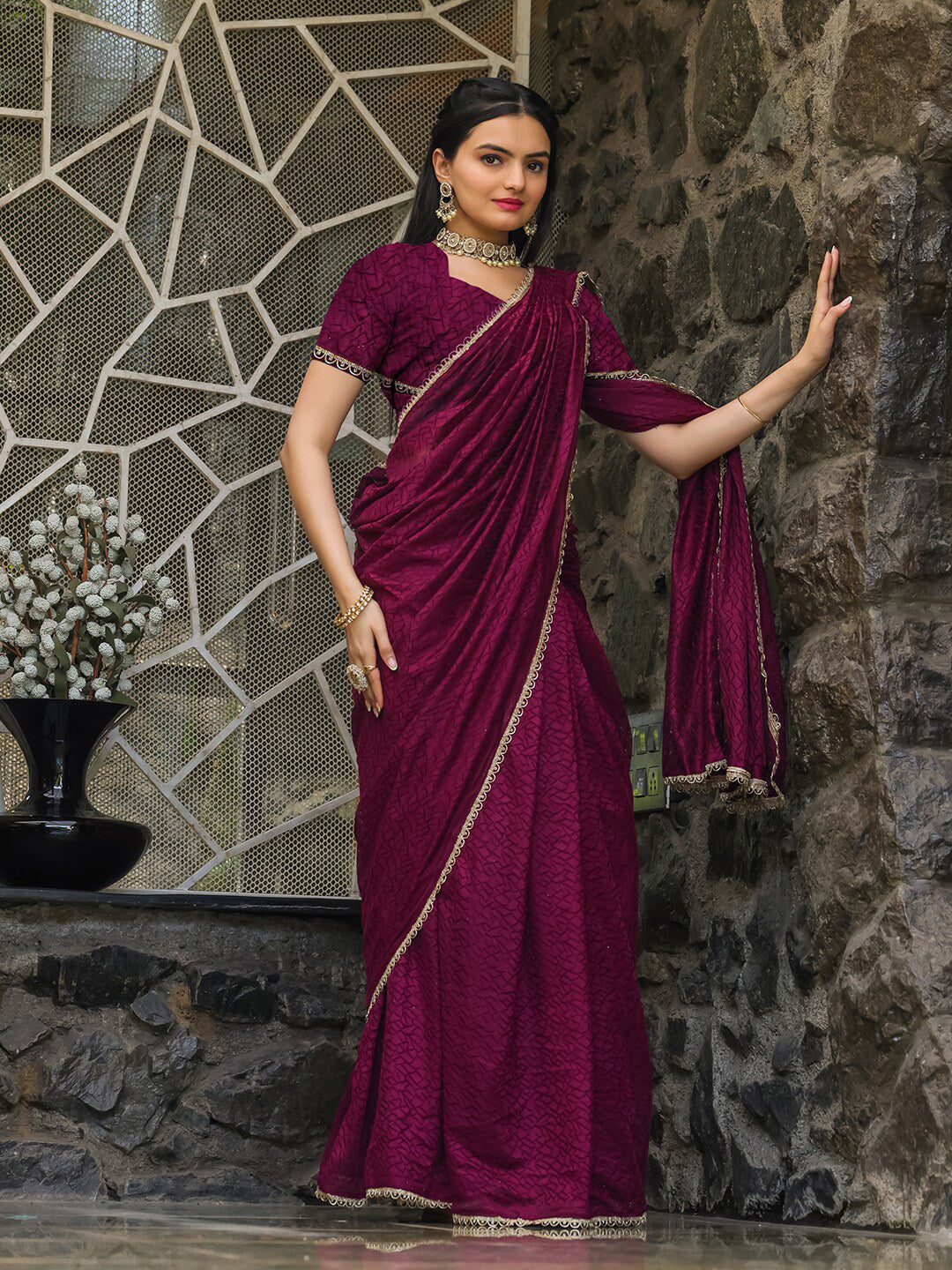 Tikhi Imli Abstract Printed Ready to Wear Saree