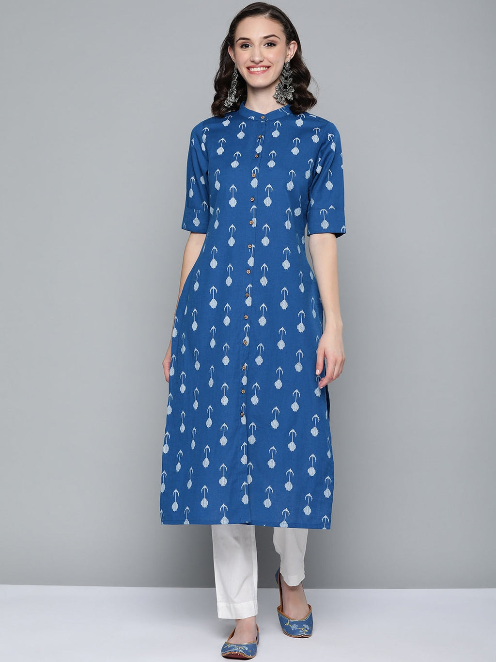 HERE&NOW Women Blue & White Ethnic Motifs Printed Kurta