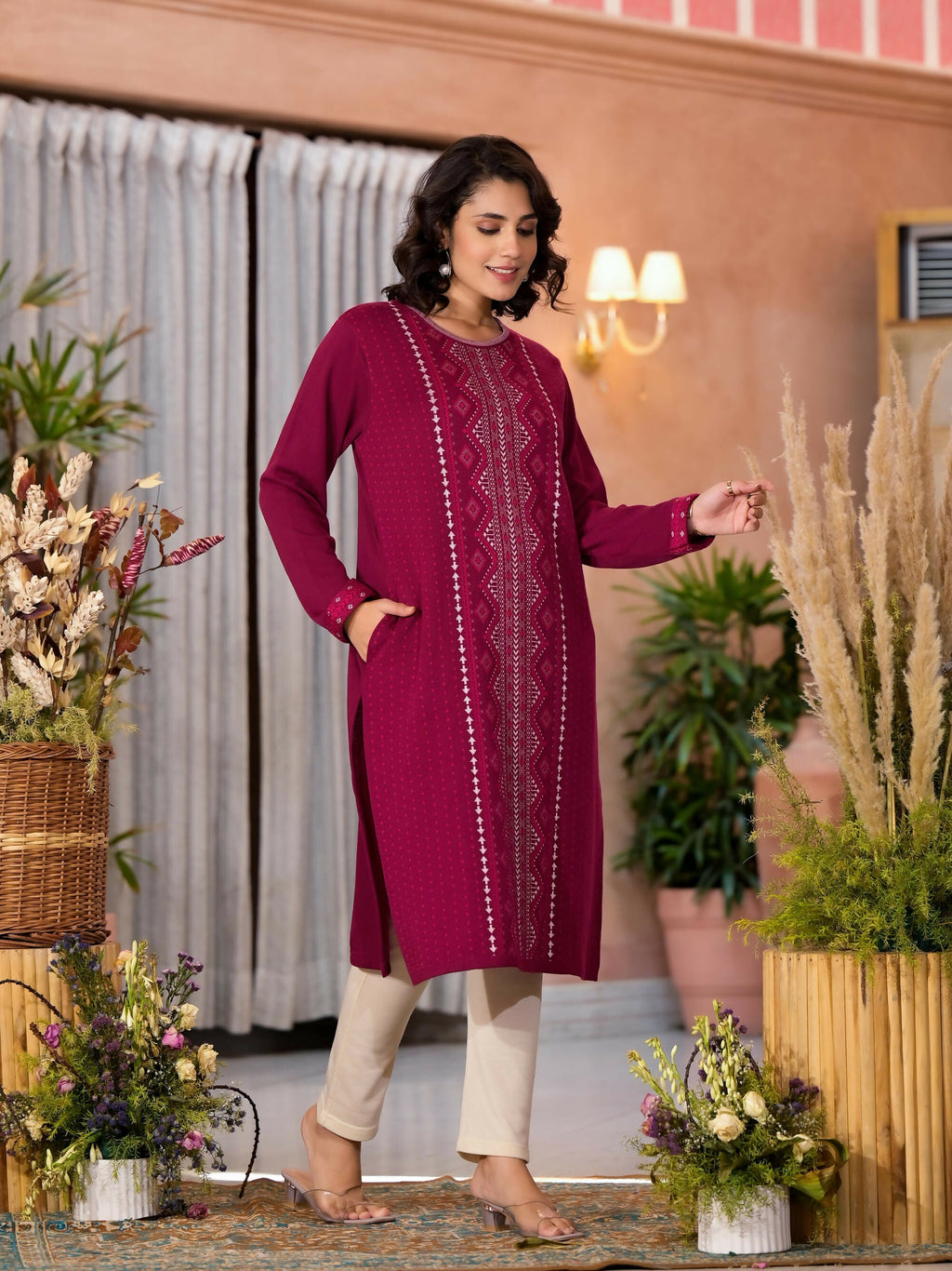 Juniper Women's Purple Ethnic Motif Printed Polycotton Kurta