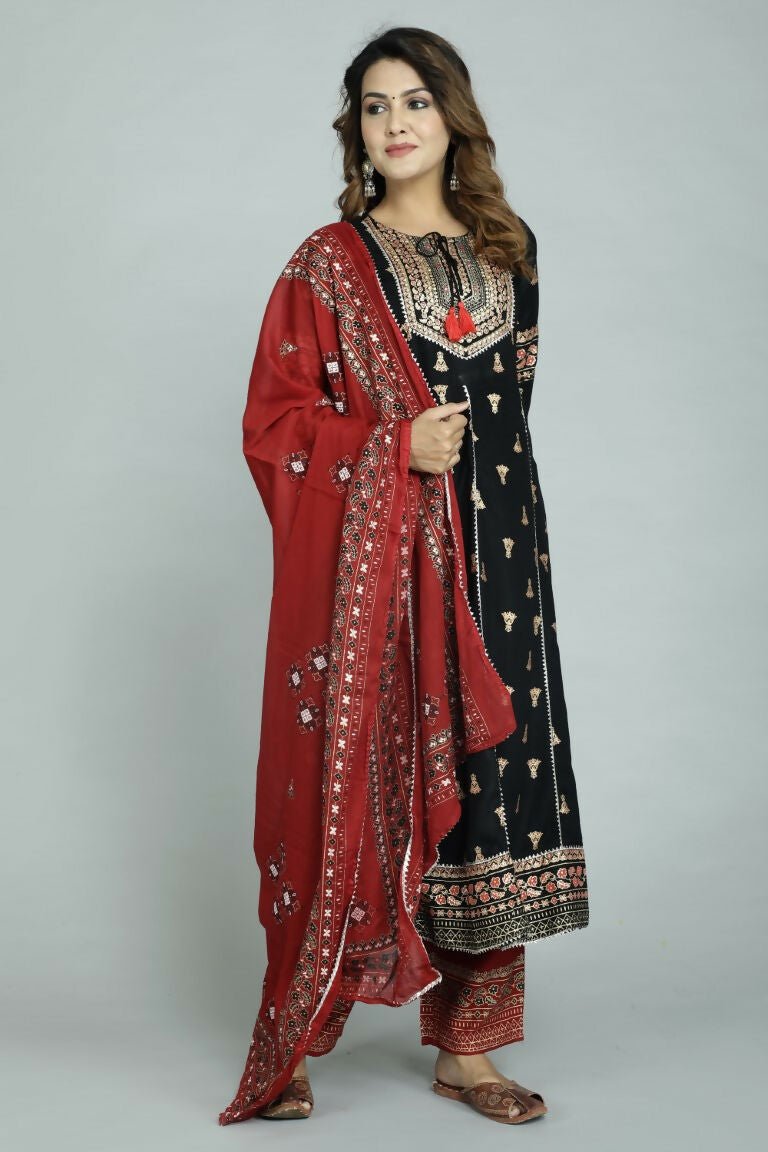 Alvano Alvano Women's Stylish Rayon Anarkali Kurta with Pant and Dupatta Set