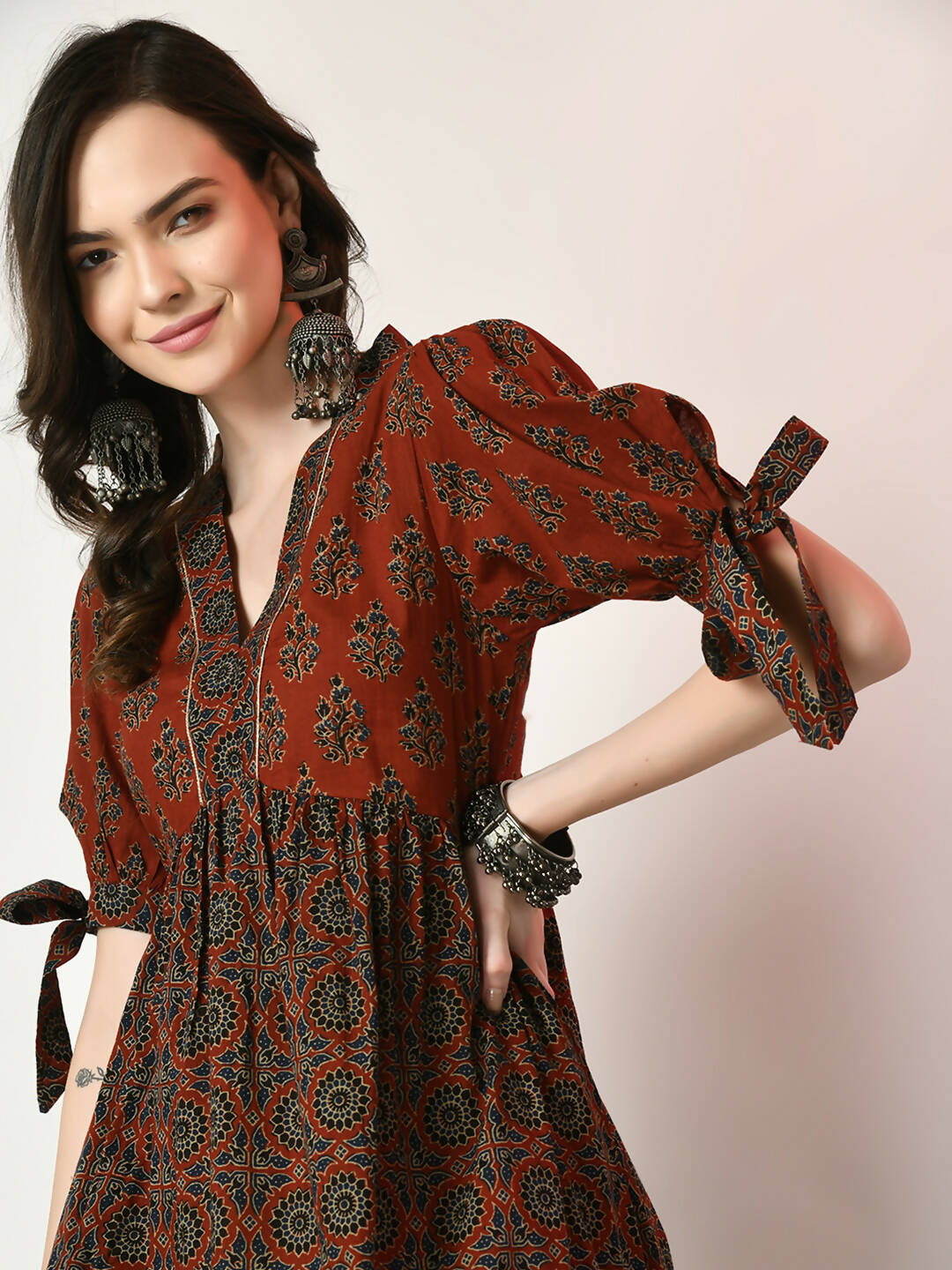 Myshka Women's Rust Empire Printed Dress