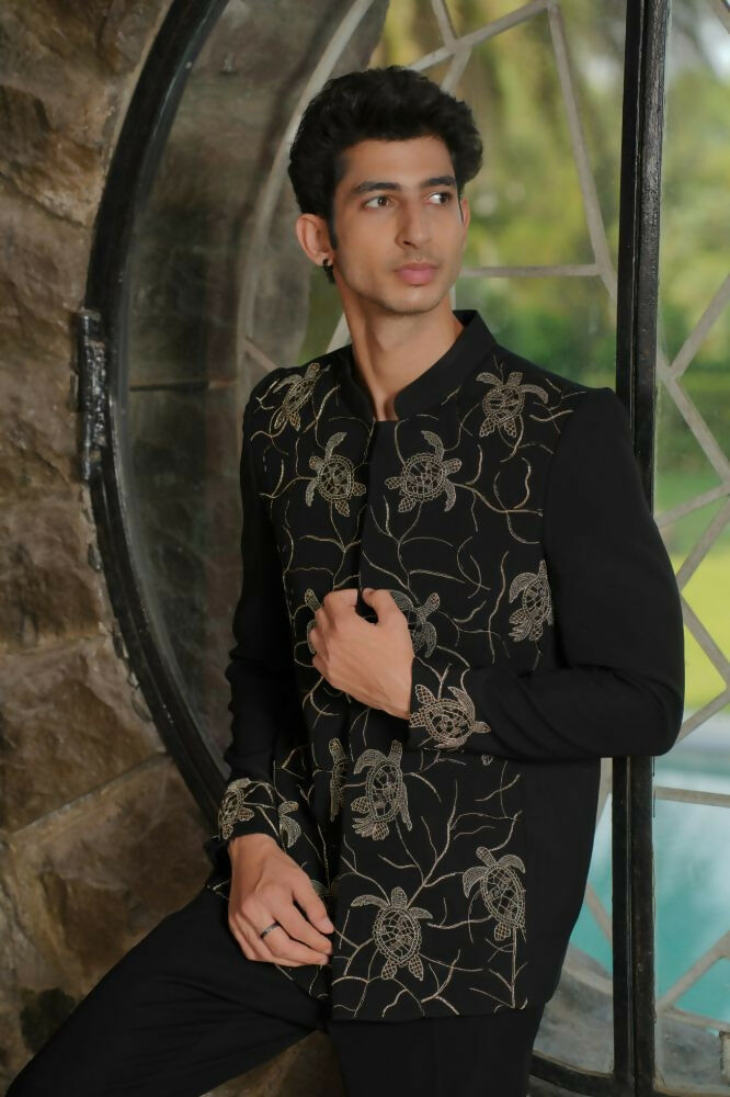 Black Bandhgala With Embroidery – Zardosi Work (Deer) by Hilo Design