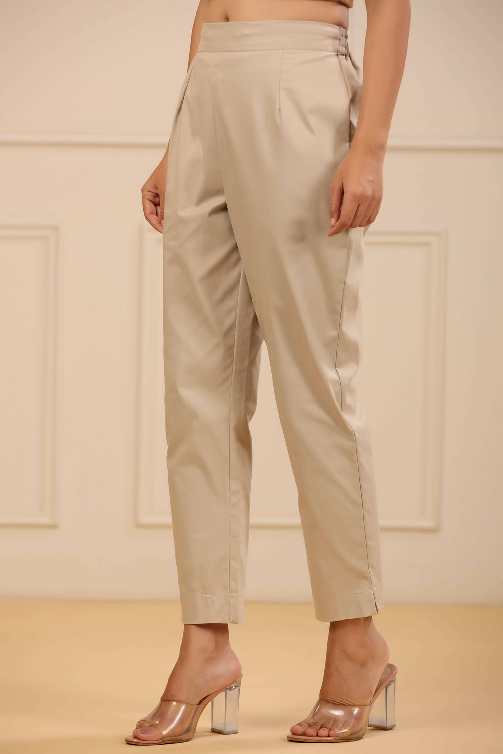 Juniper Women's Beige Cotton Spendex Solid Straight Pant