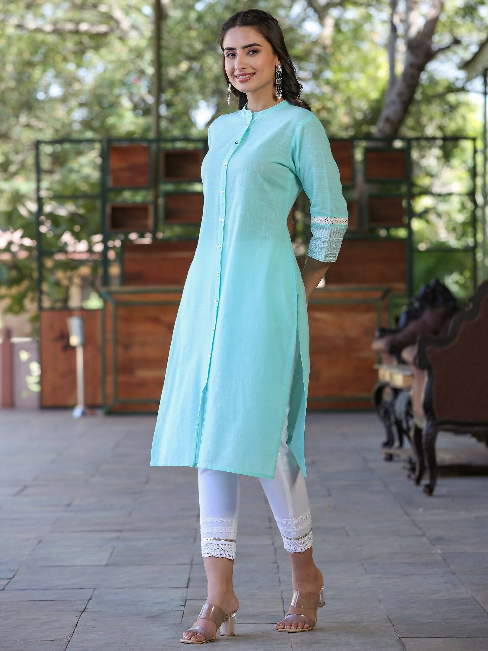 Juniper Women's Seagreen Cotton Slub Embroidered Straight Kurta