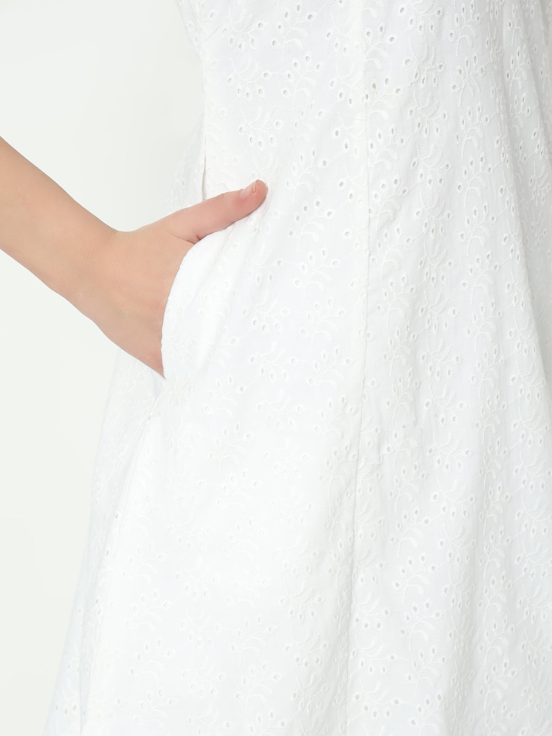 Fab Fashion Pannel White Chiken Kari Co-Ord Set With Round Cut Neck