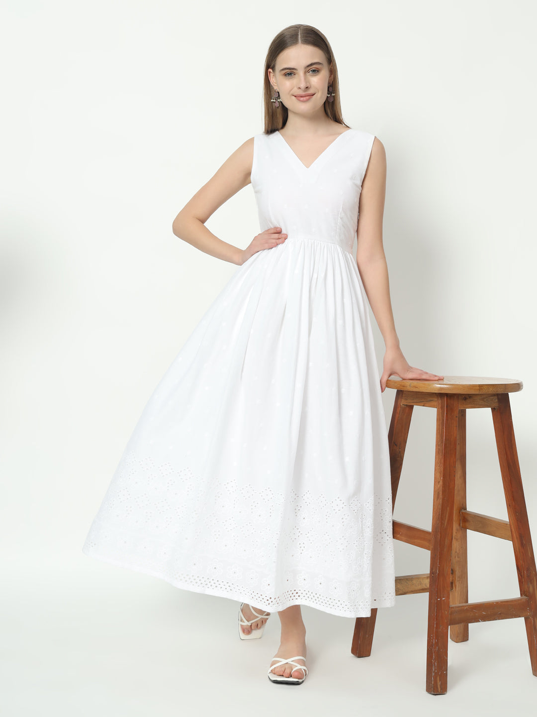 Fab Fashion White Chiken Kari V Neck Gadder Dress