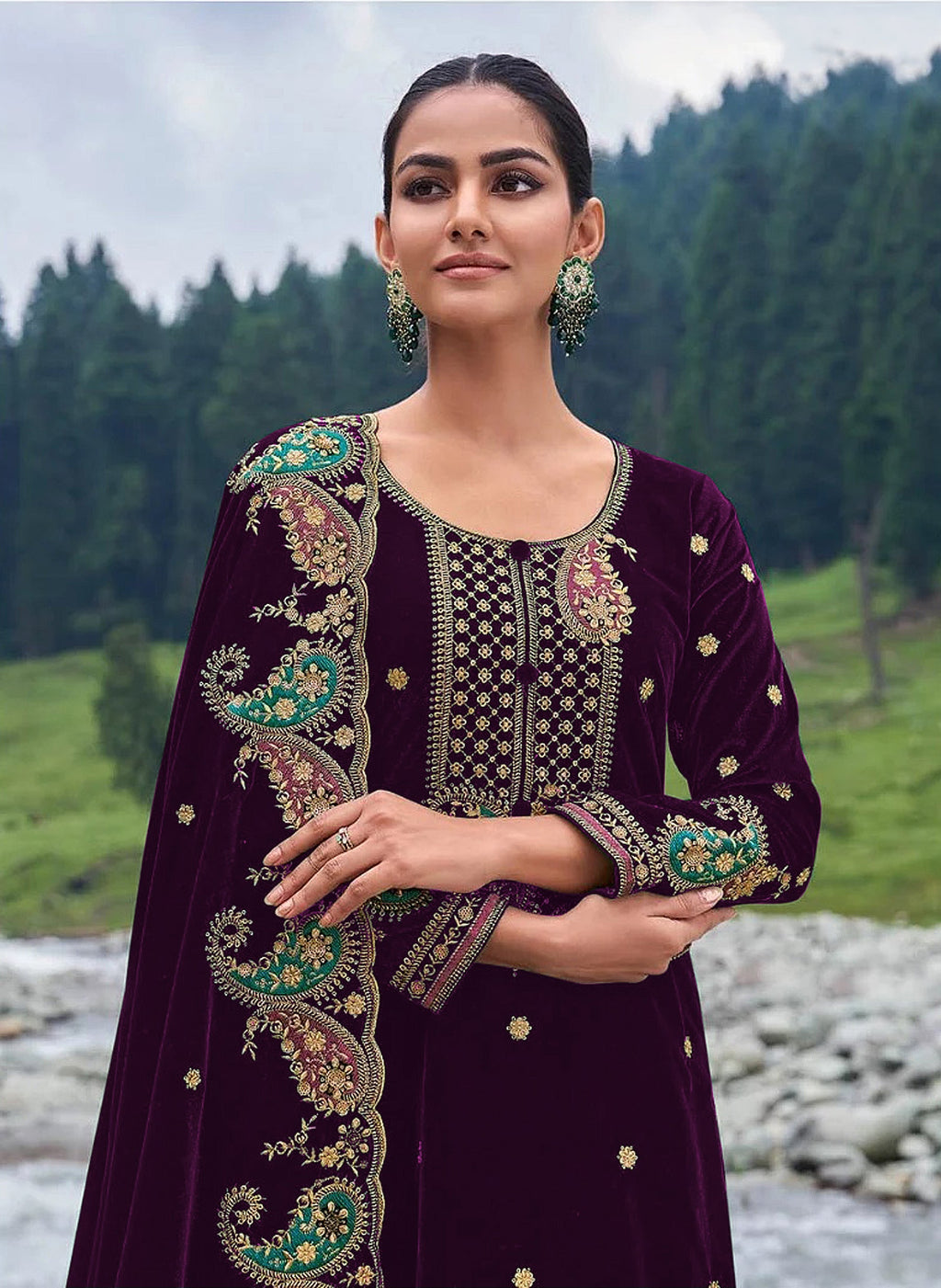 Lorenvalley Fashion Women Purple Velvet Embroidered Salwar Suit Material
