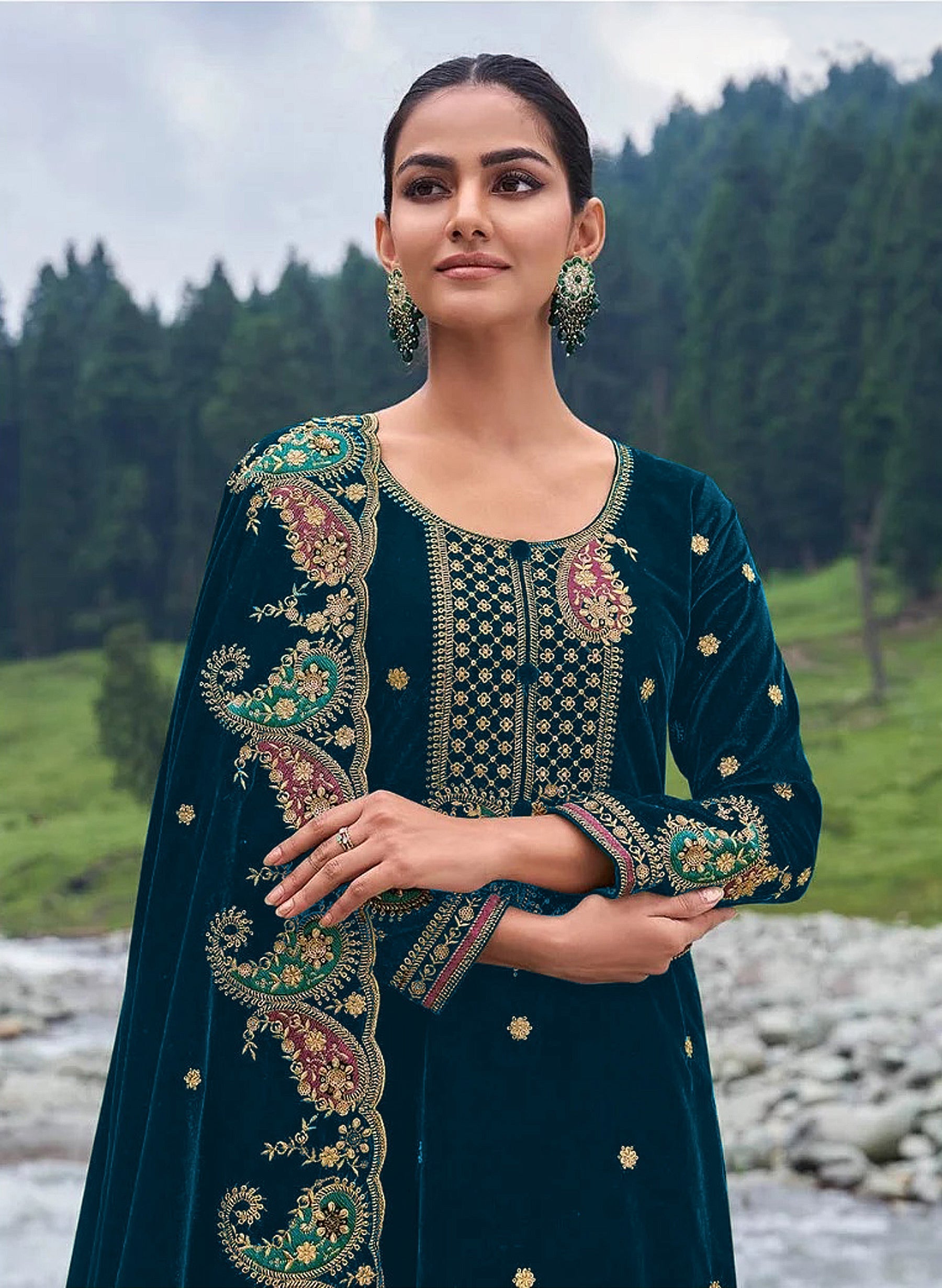 Lorenvalley Fashion Women Rama Velvet Embroidered Salwar Suit Material