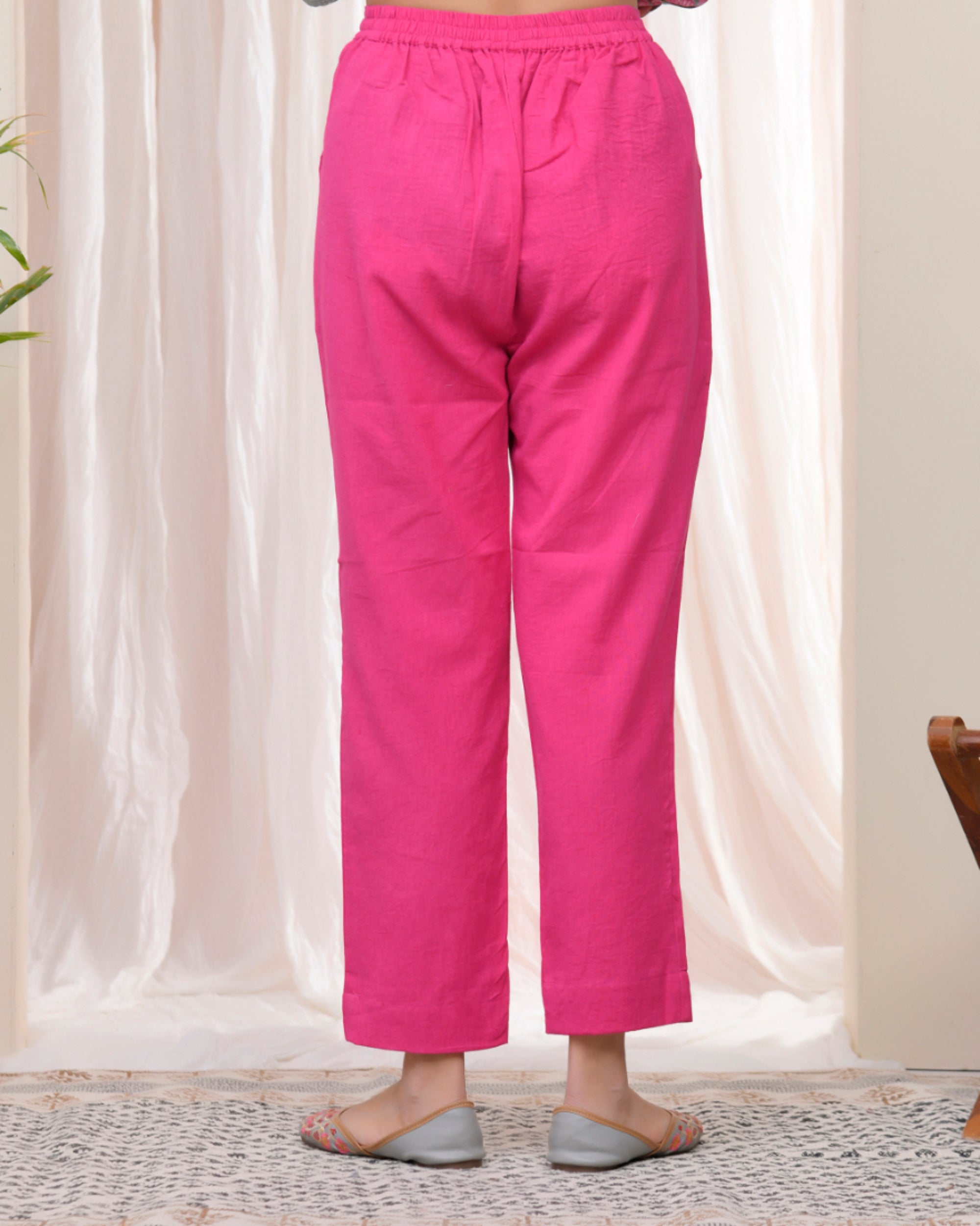 Vaasva Women Rani Cotton Flax Solid Straight Pants