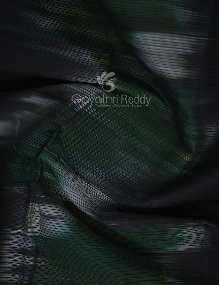 Dual Shades of Black And Bottle Green Mangalagiri Ikkat Cotton Saree By Gayathri Reddy Designer Studio