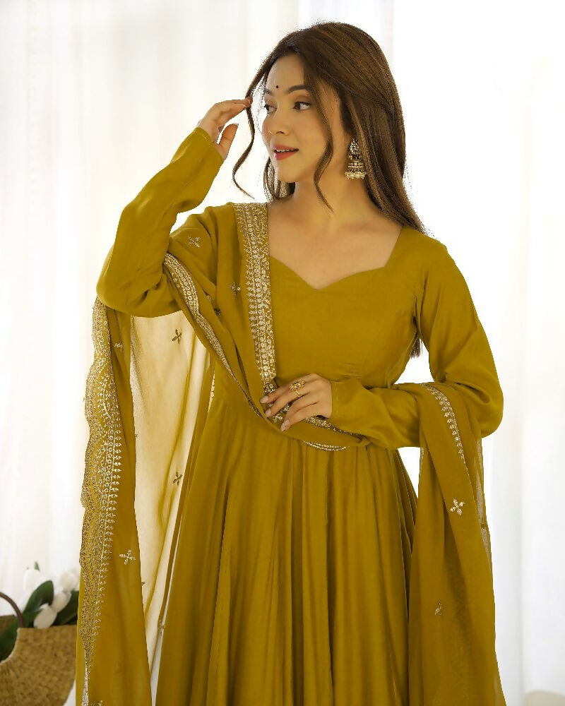 Joban Fashion Mehndi Kurta Set Chanderi Sequence Embroidery Work