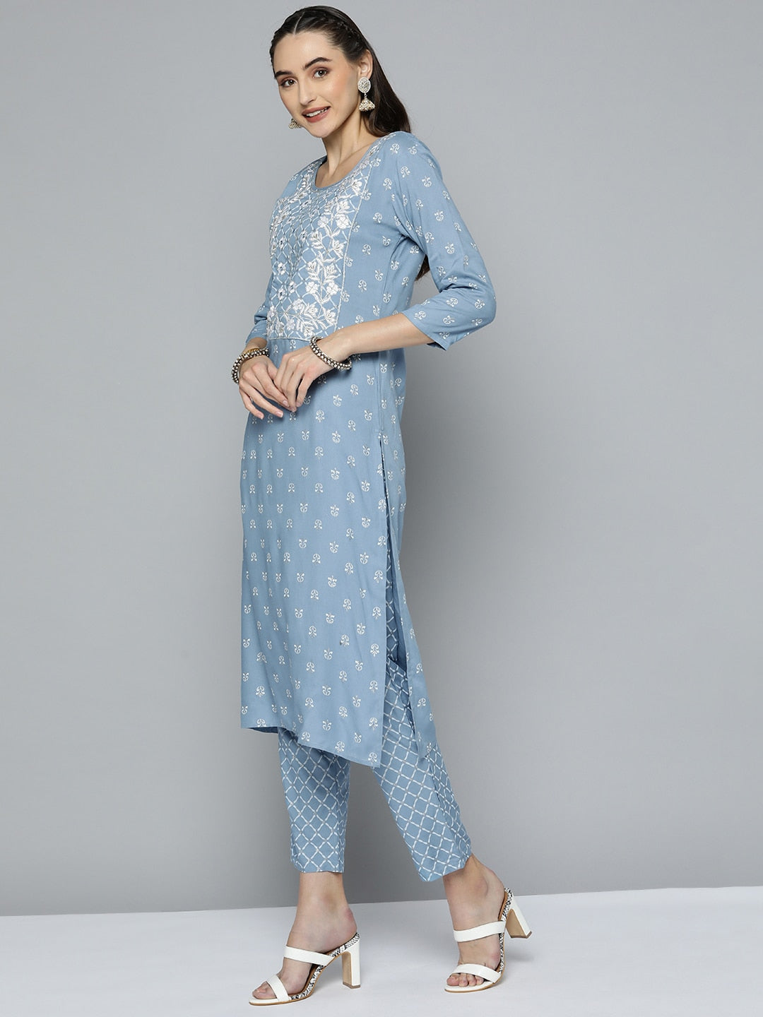 HERE&NOW Women Blue & White Ethnic Embroidered Kurta with Trousers & With Dupatta