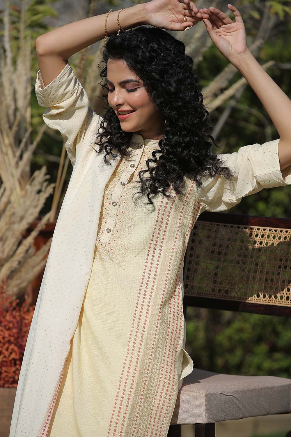 Juniper Women's Ivory Stipes Printed Rayon Straight Kurta Pants & Cotton Voile Dupatta